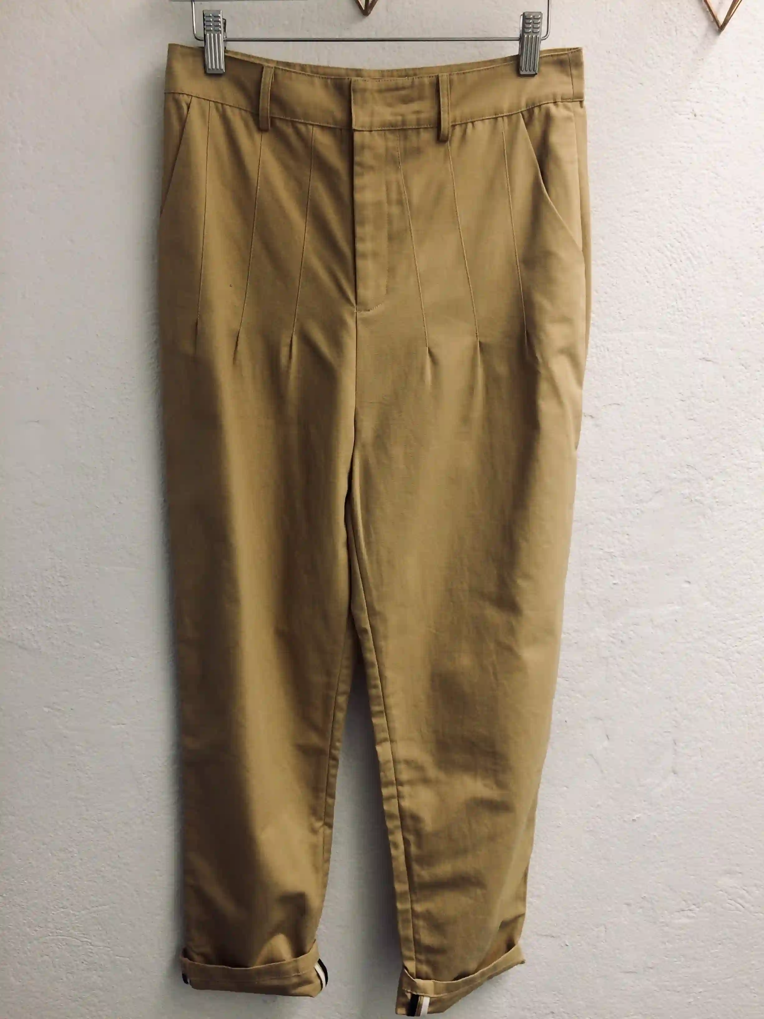 Pantalón Baggy beis Grey Lab