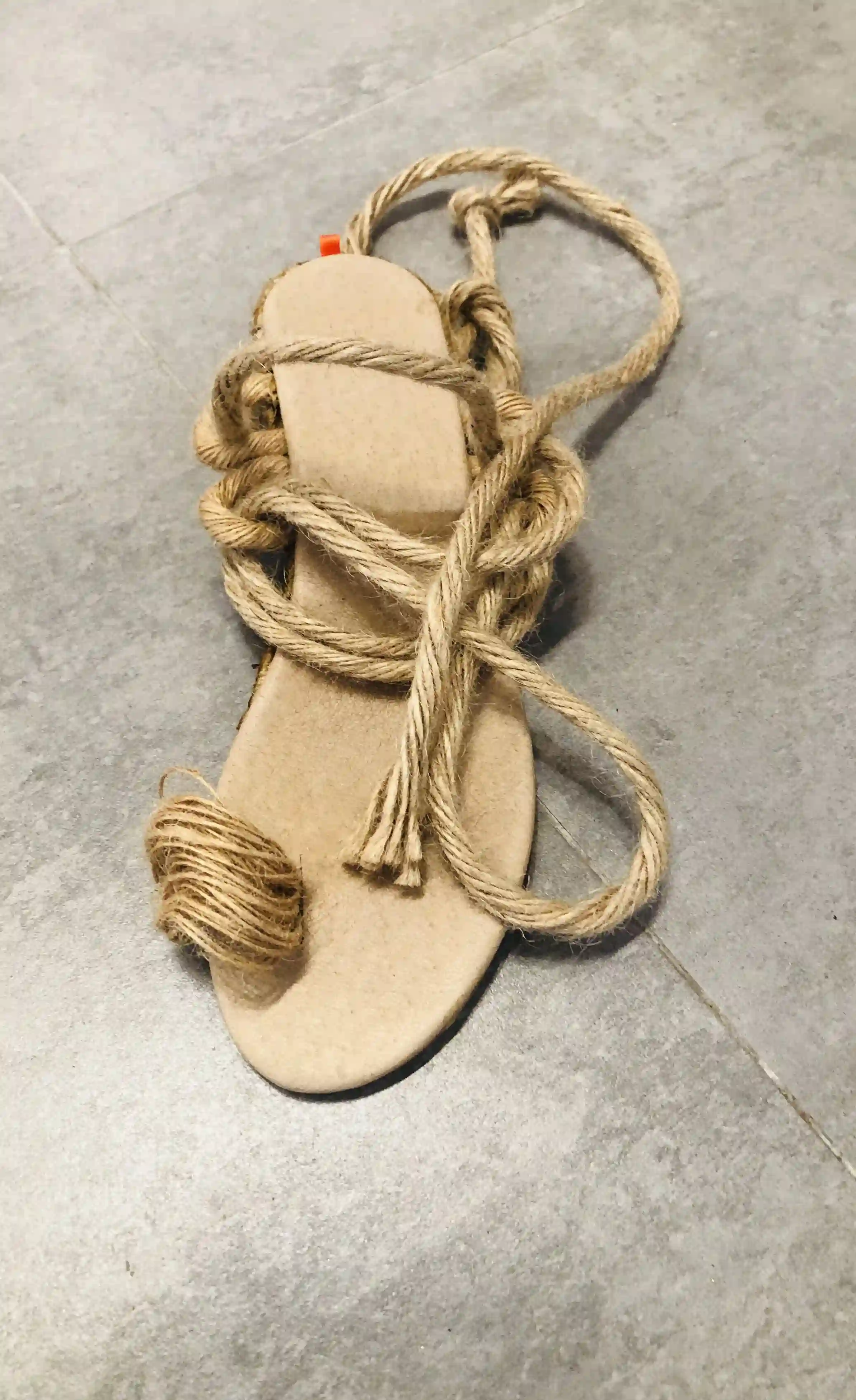 Sandalia Plana Simply Yute natural