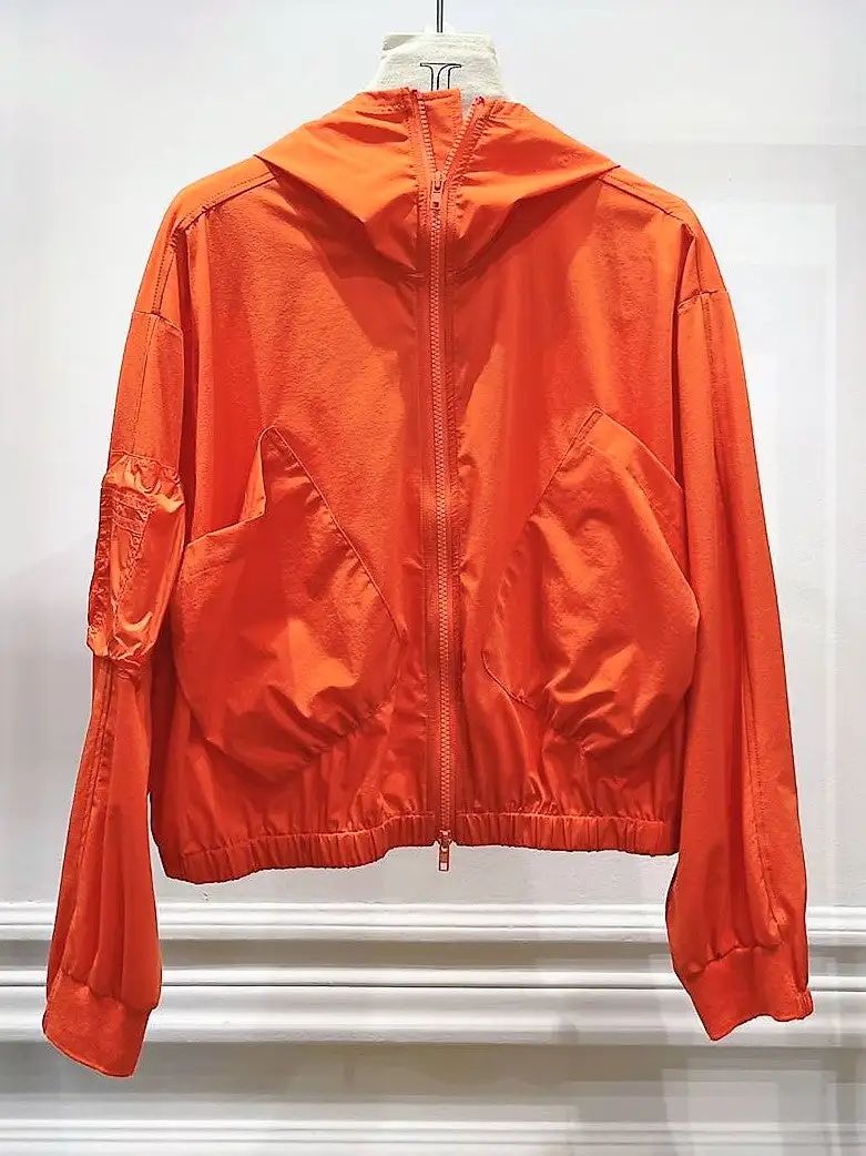 Sudadera ligera con capucha - Imagen 2