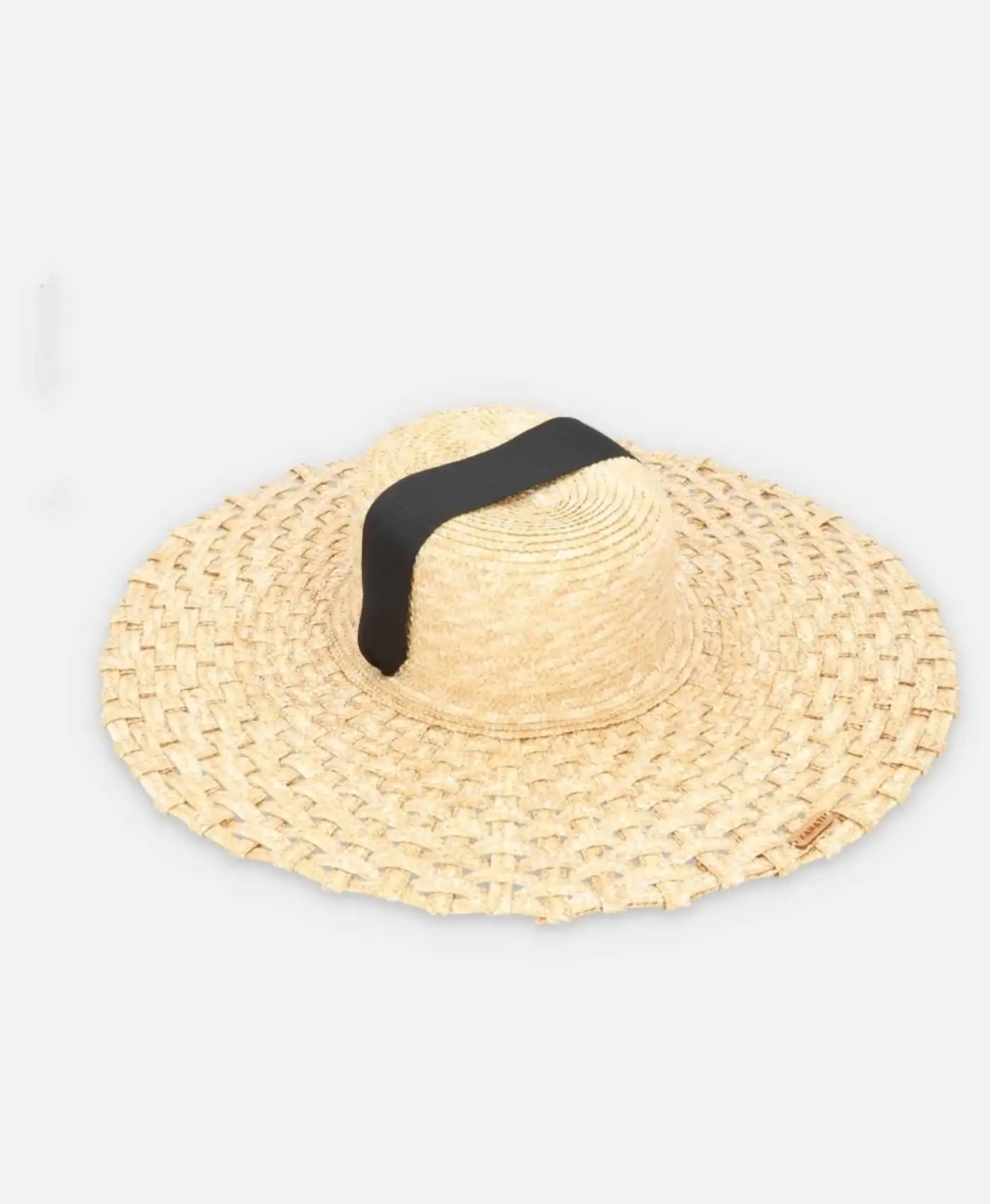 Sombrero de paja tejida natural