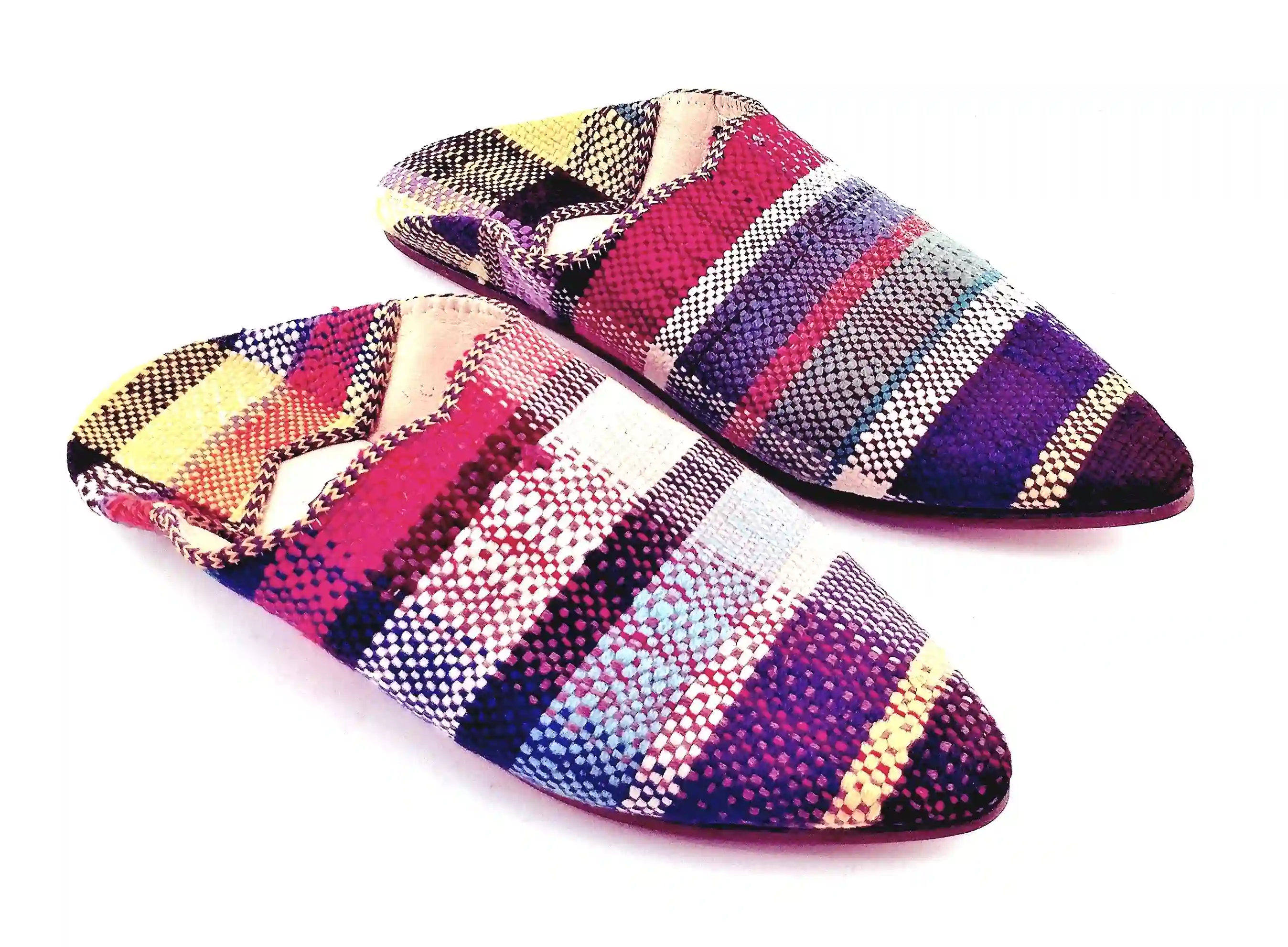 Babuchas recicladas de mantas marroquíes vintage Cuadros multicolores