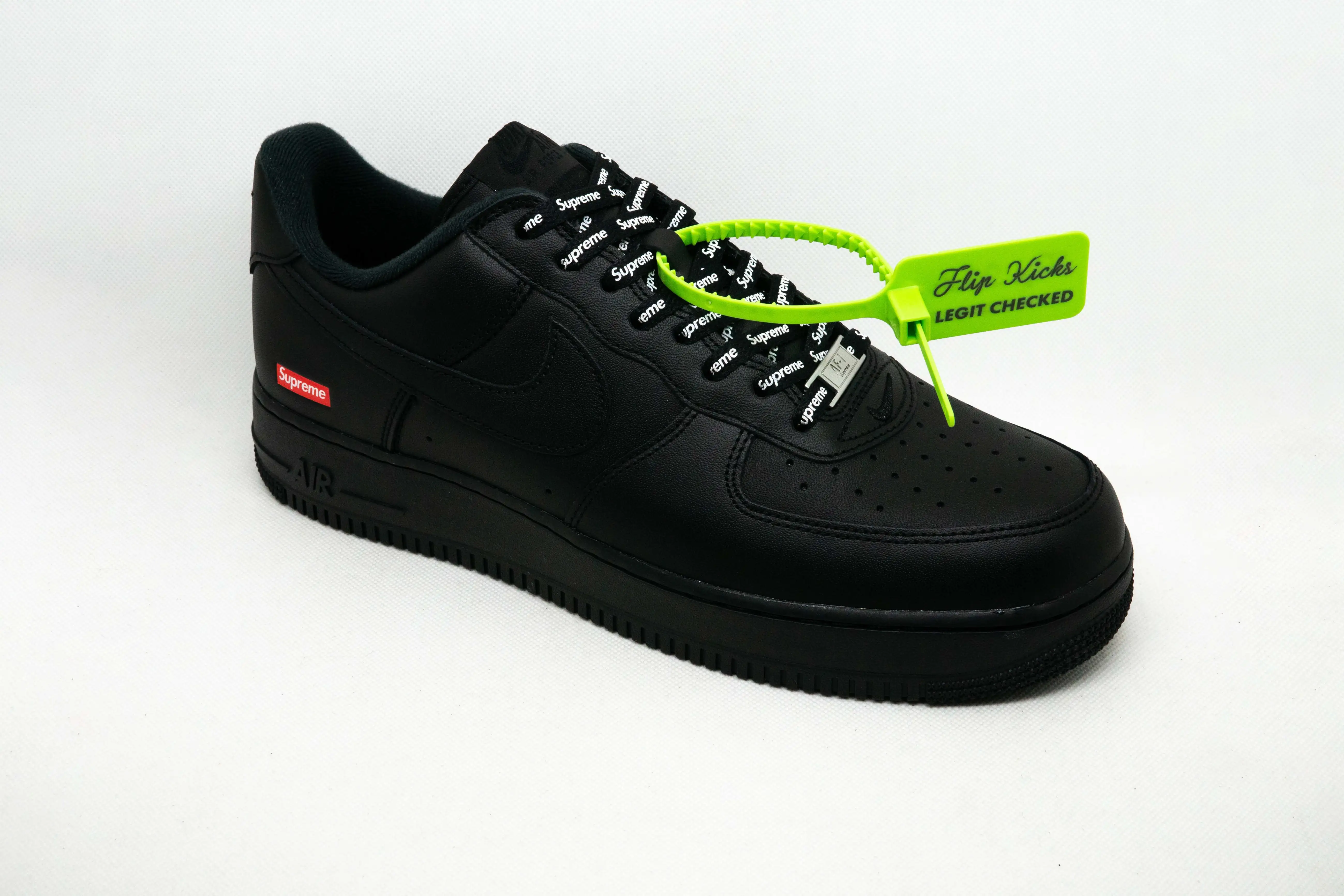 Air Force 1 Low SUPREMO NEGRO
