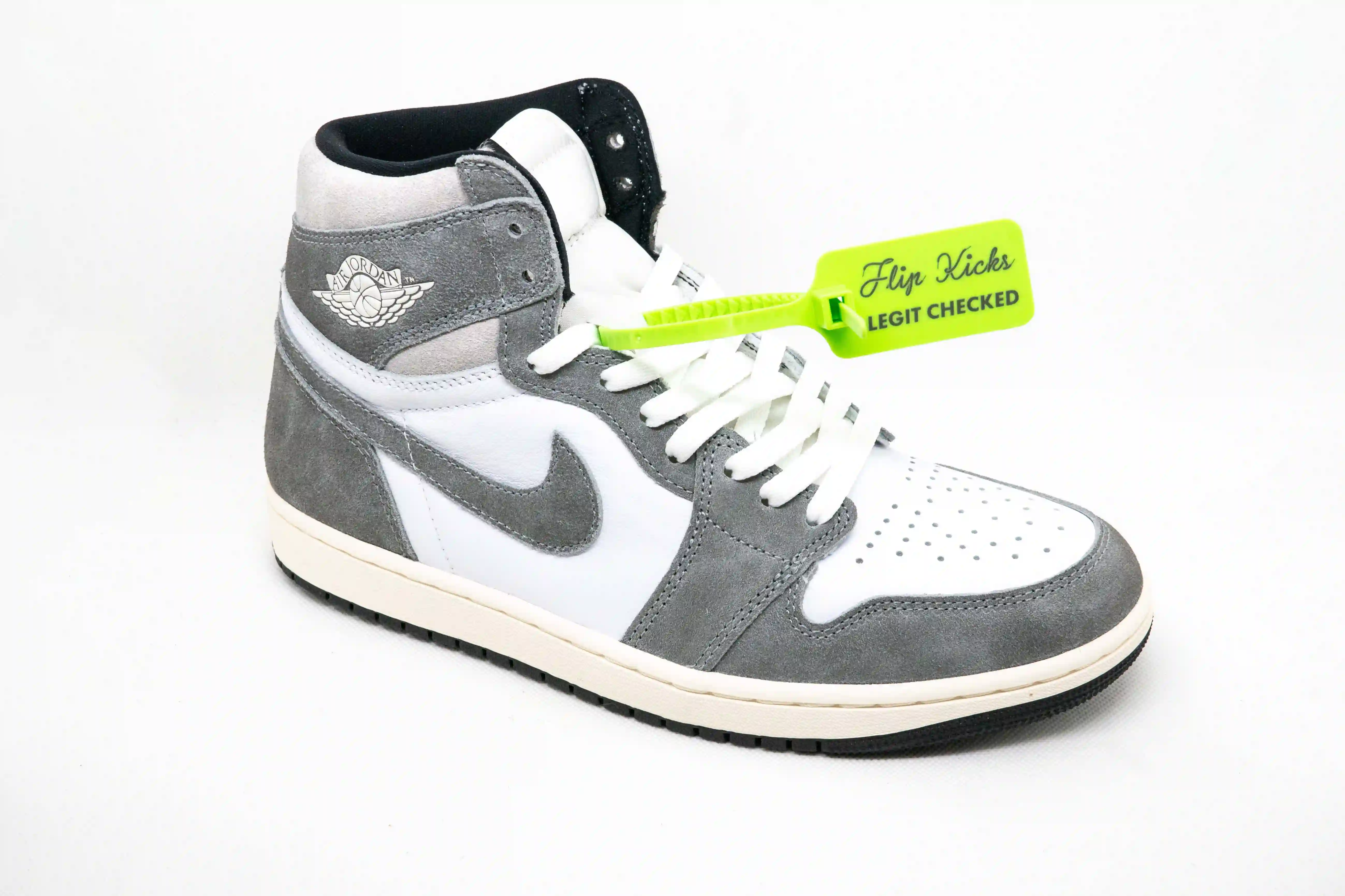 Jordan 1 Alto NEGRO LAVADO