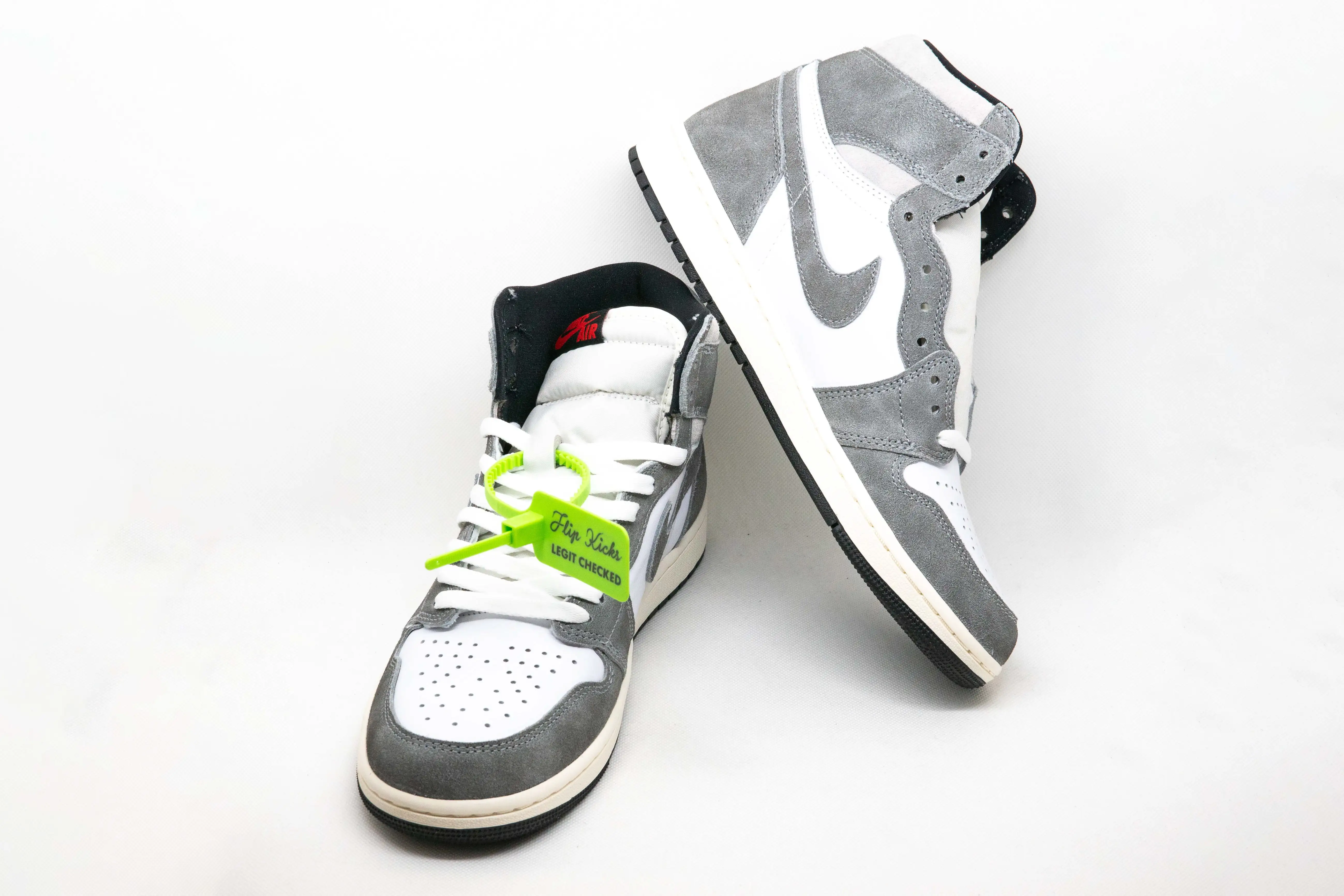 Jordan 1 Alto NEGRO LAVADO - Imagen 3