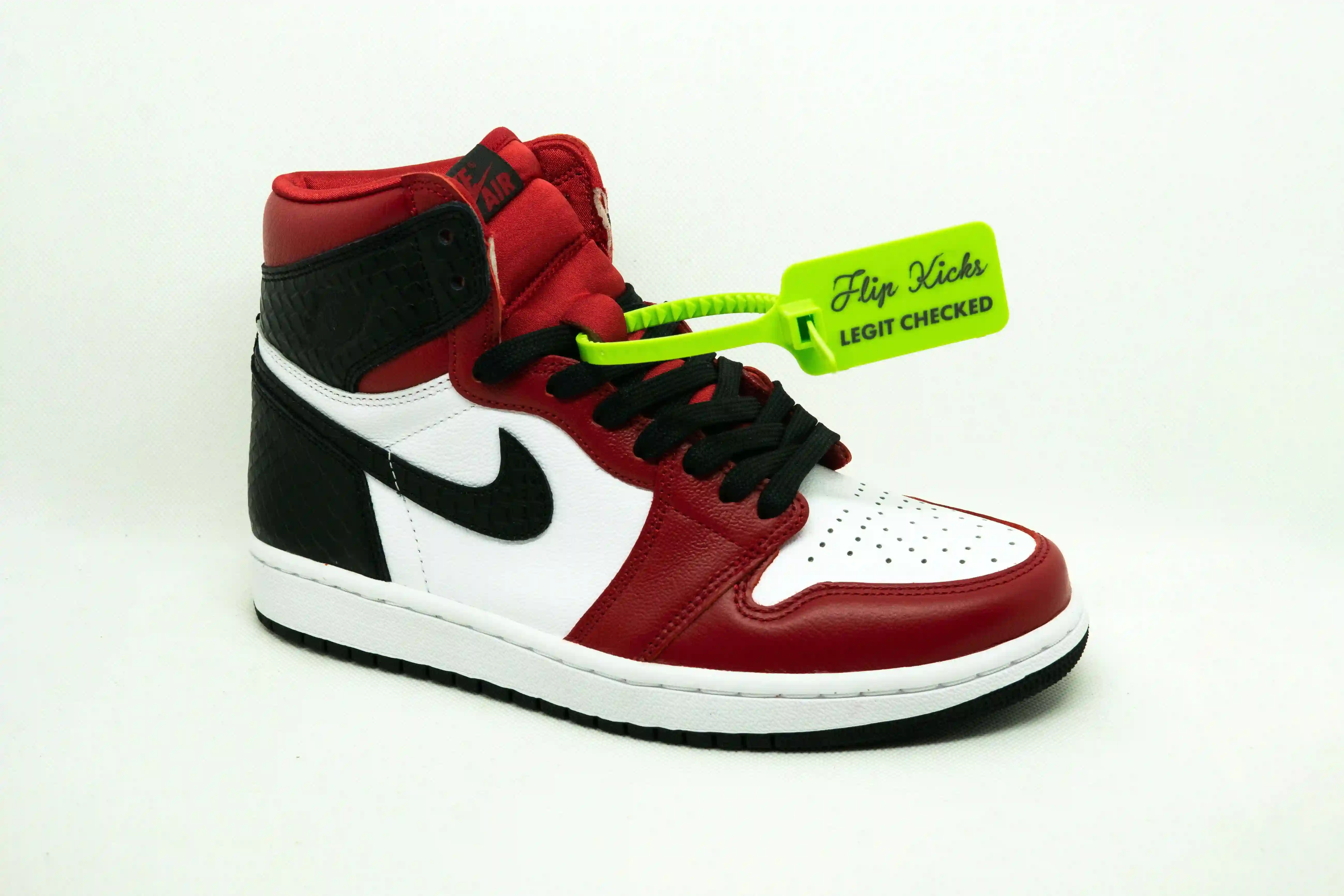 Jordan 1 High Satin Snake Chicago W