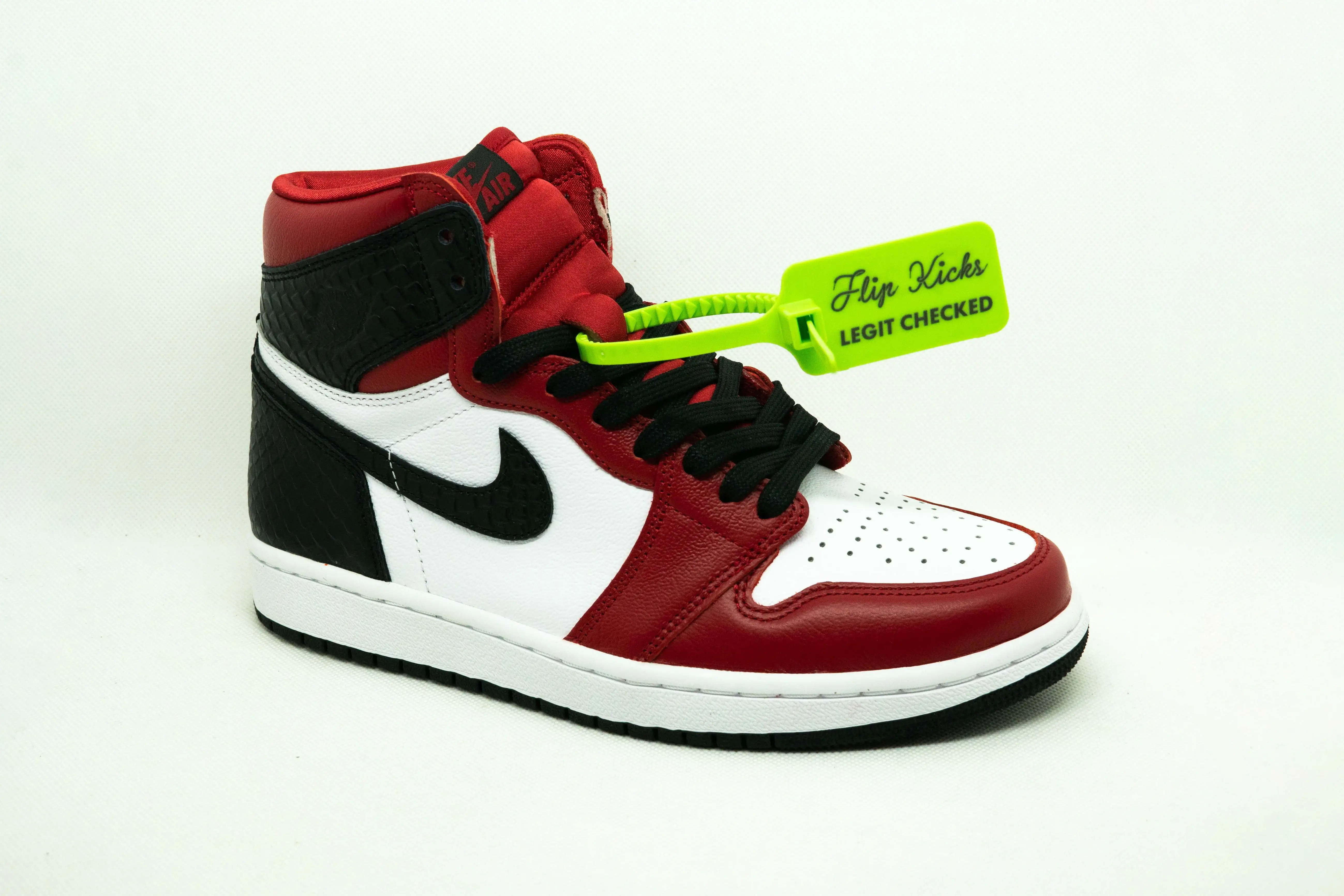 Jordan 1 High Satin Snake Chicago W