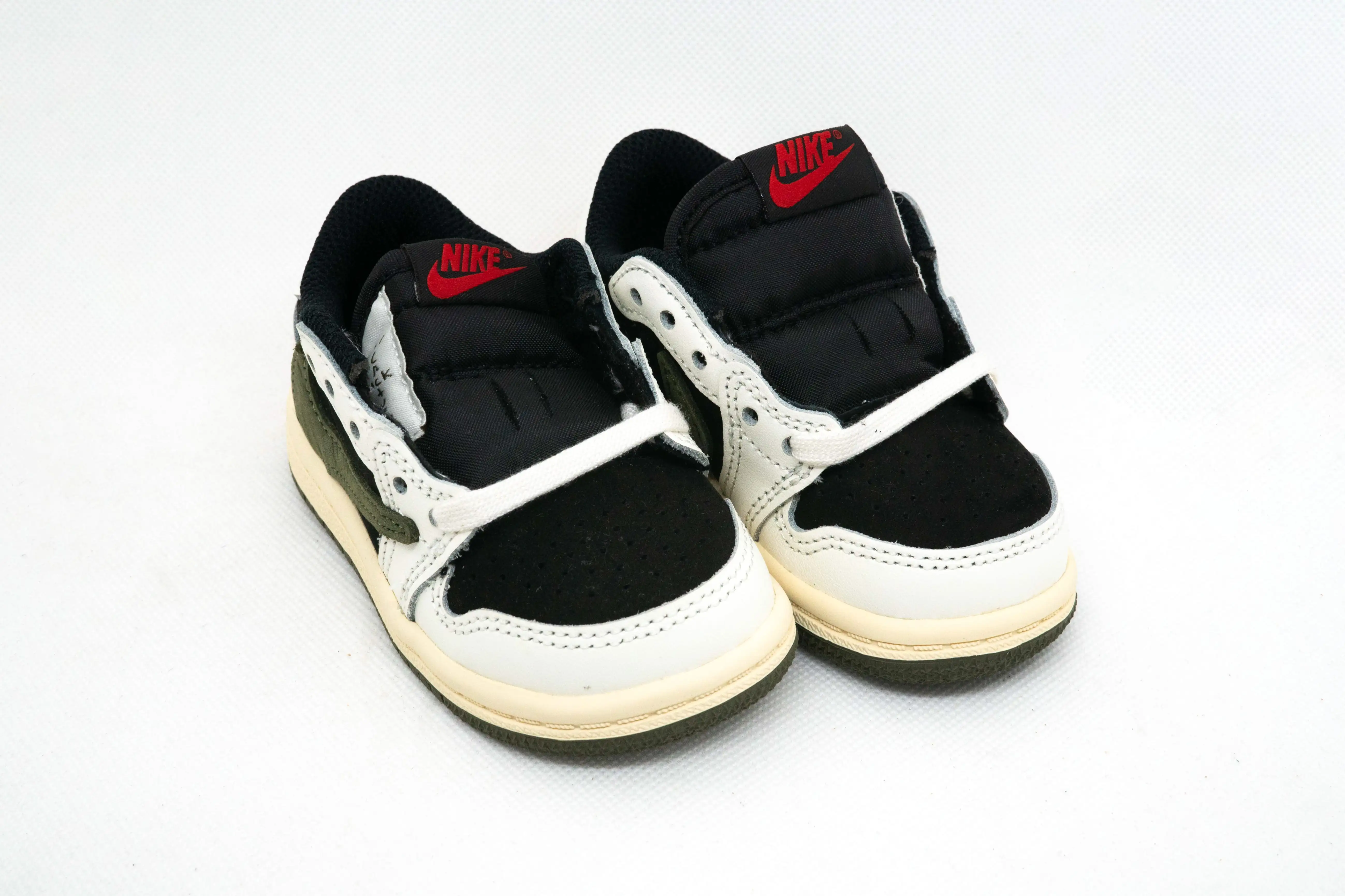 Jordan 1 Low TRAVIS SCOTT OLIVA (NIÑOS) - Imagen 2