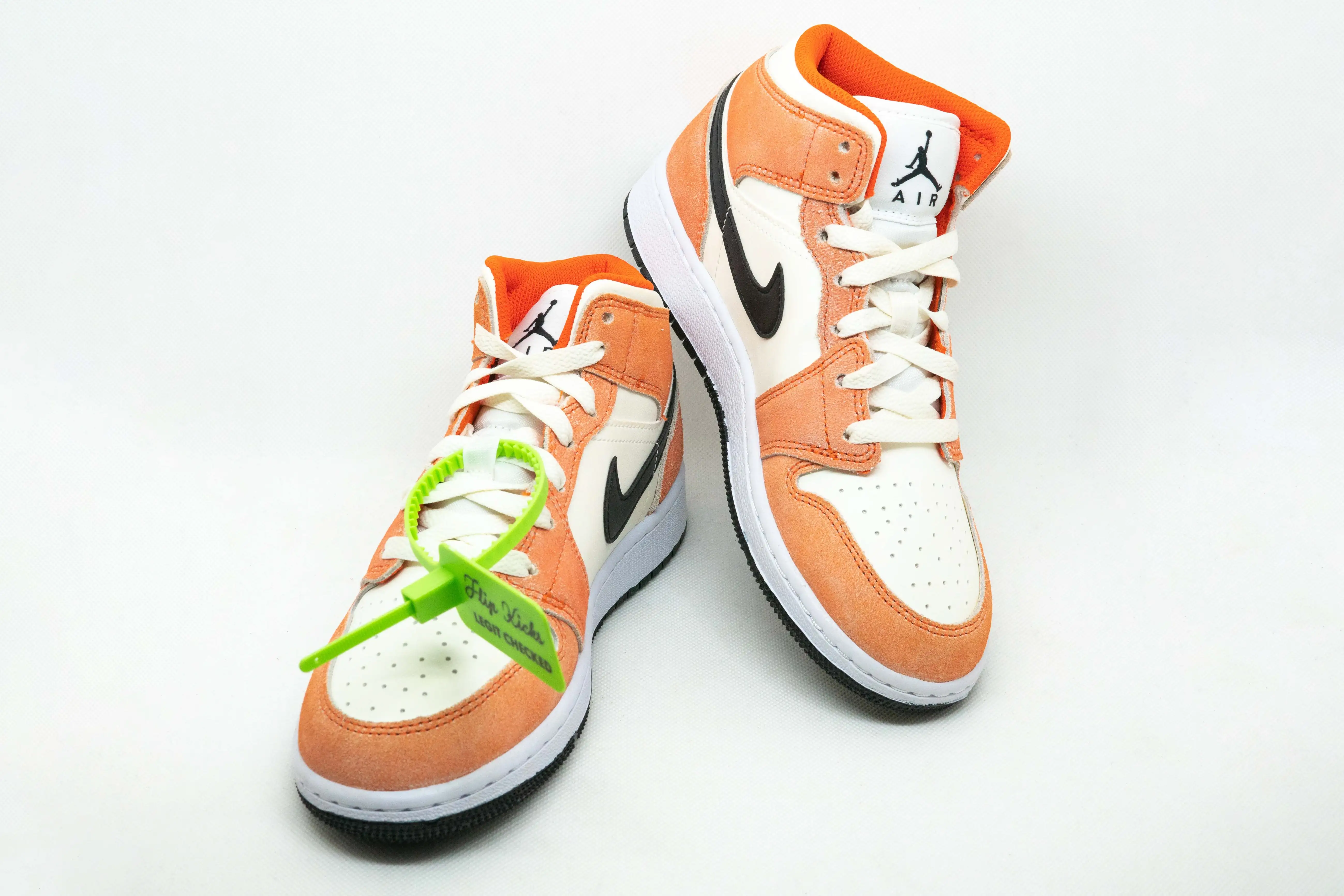 Jordan 1 Mid SE ANTE NARANJA - Imagen 3