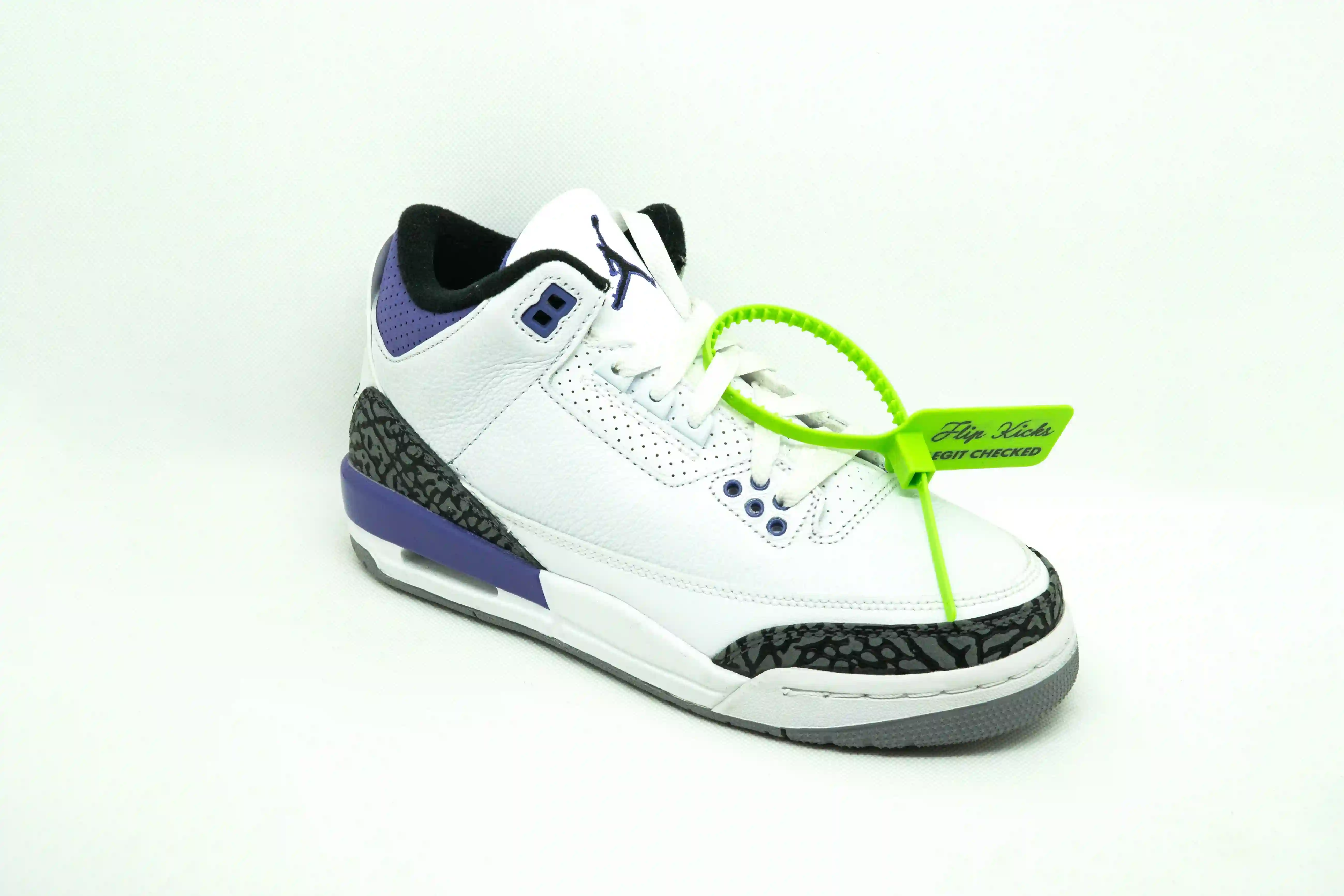 Jordan 3 IRIS OSCURO