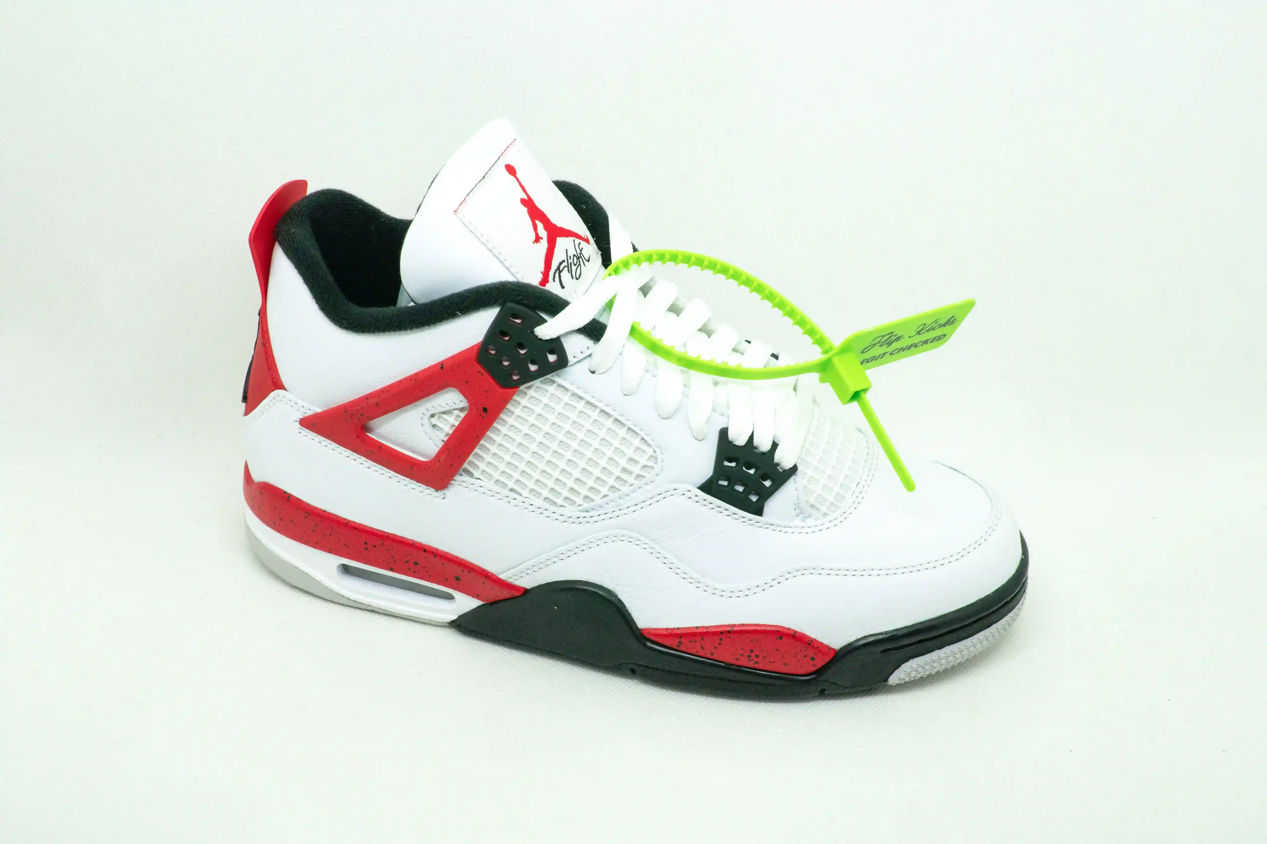 Jordan 4 CEMENTO ROJO