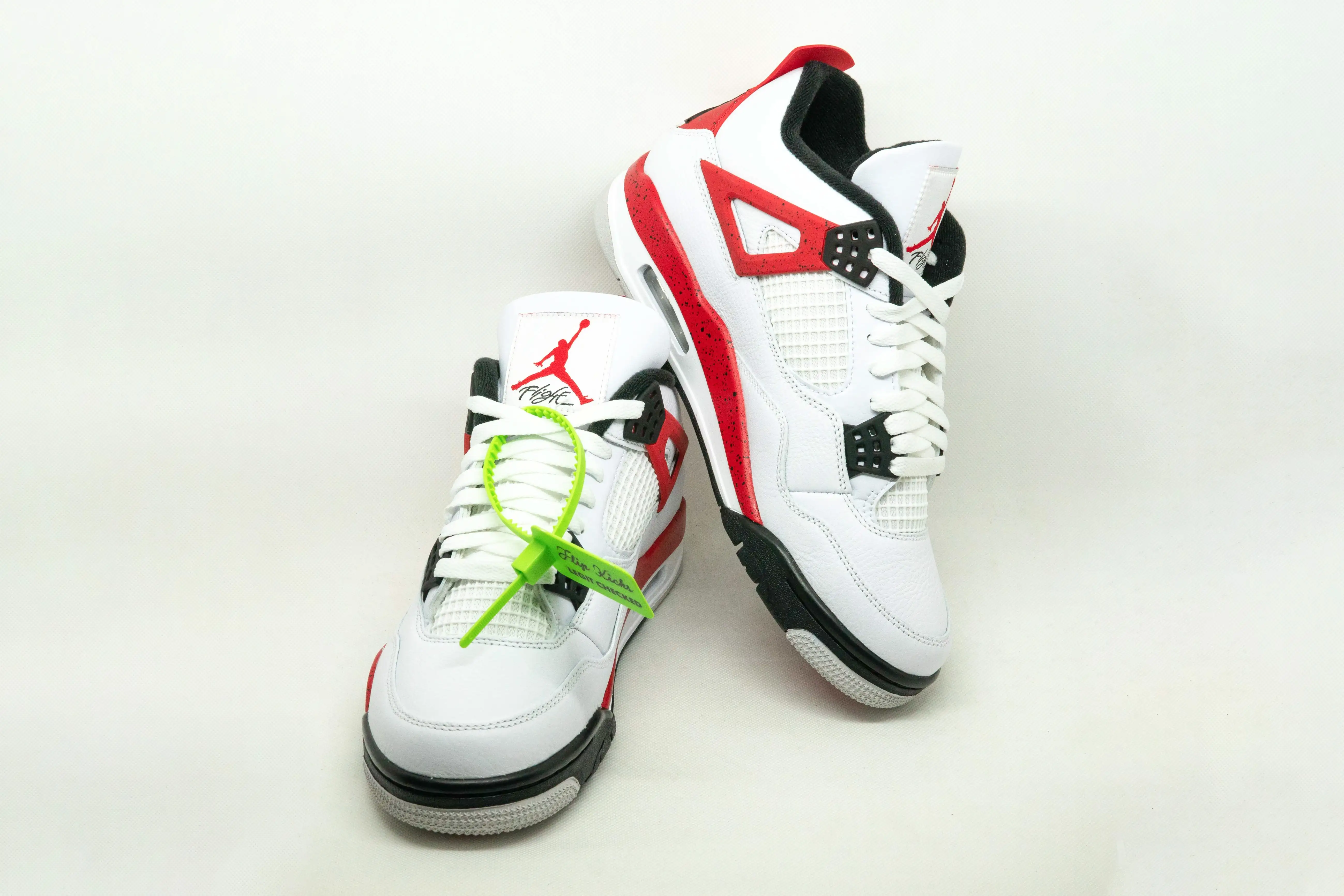 Jordan 4 CEMENTO ROJO - Imagen 3