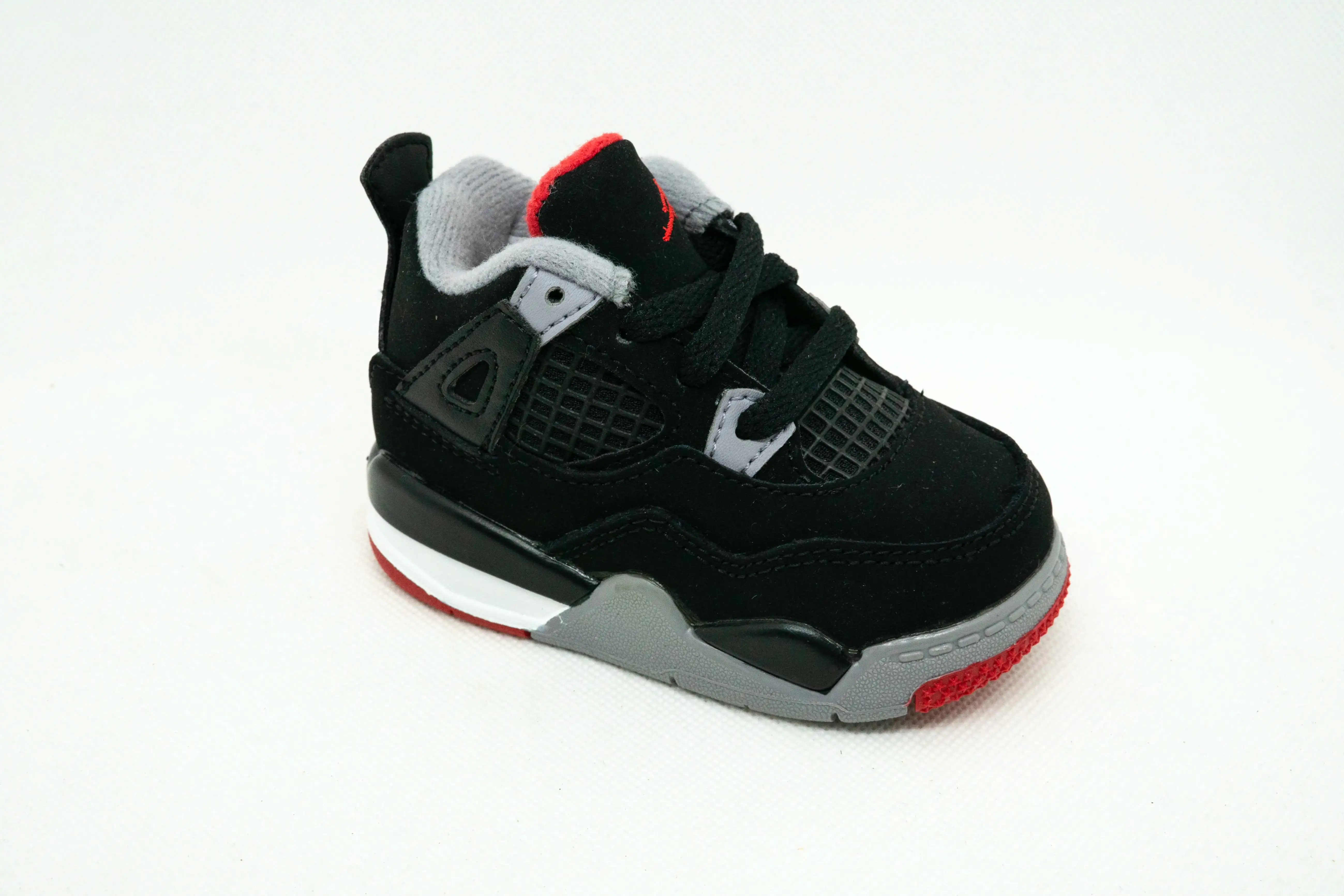 Jordan 4 CRÍA (NIÑOS)