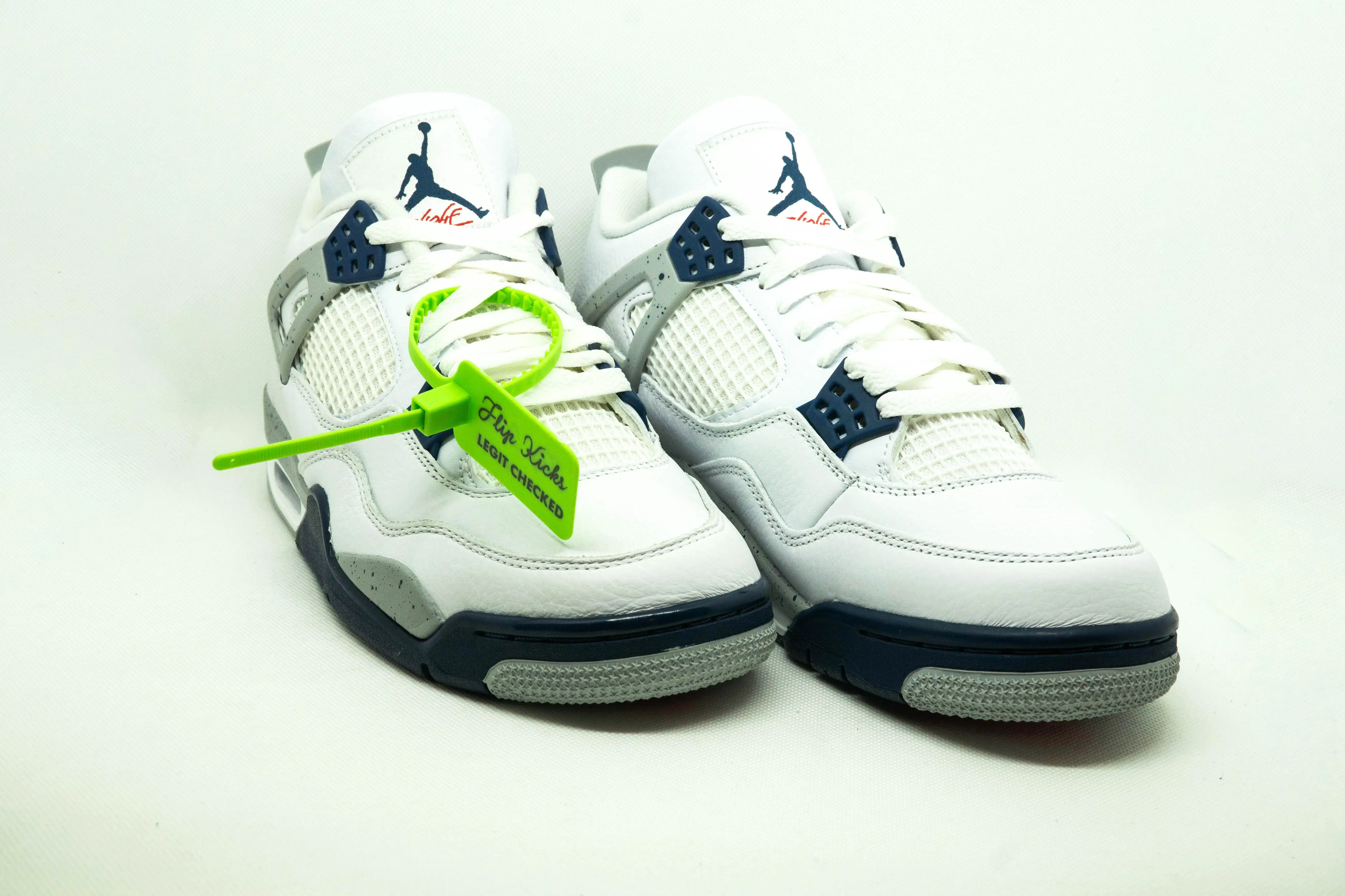 Jordan 4 MEDIANOCHE NAVY - Imagen 2