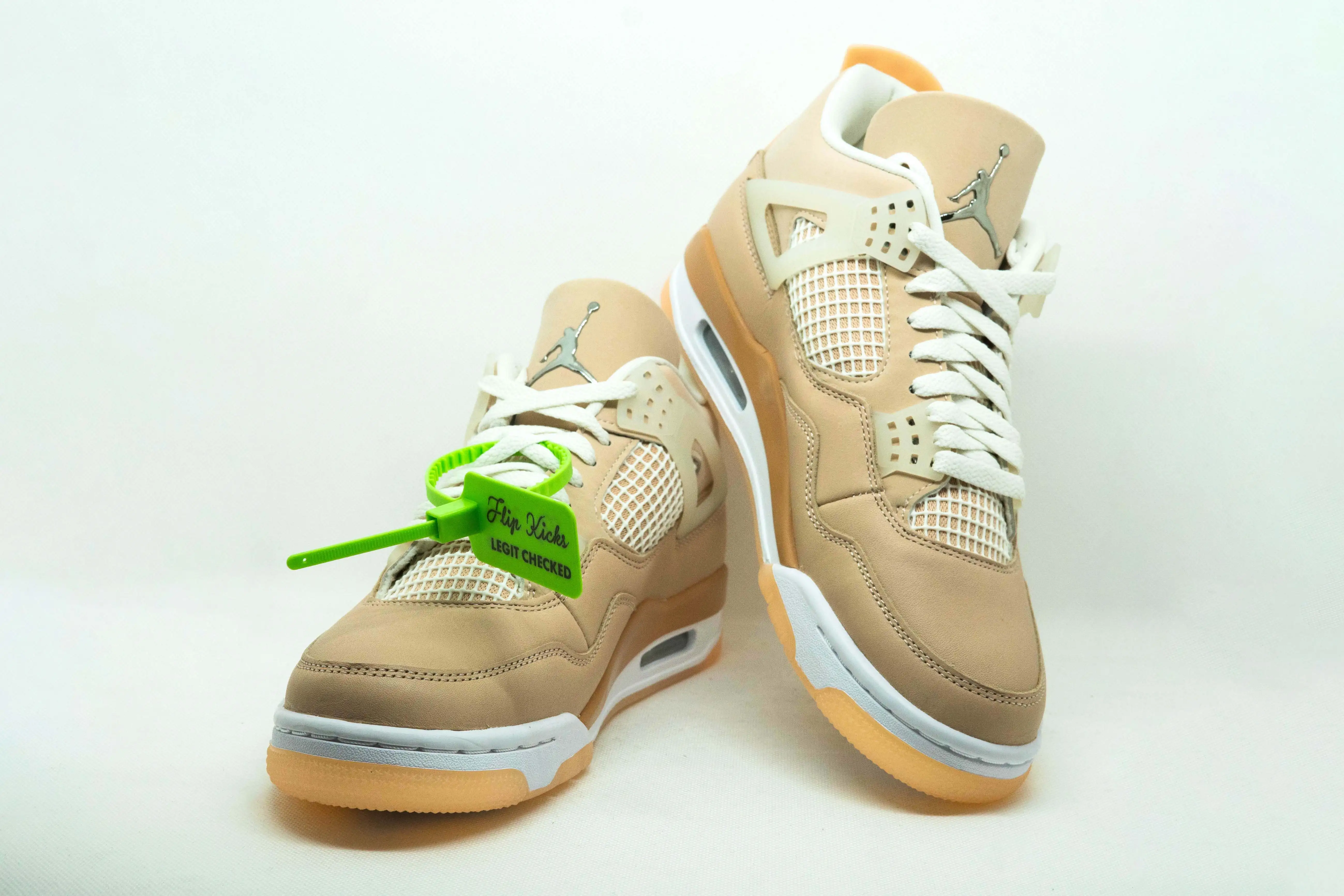 Jordan 4 SHIMMER (W) - Imagen 3