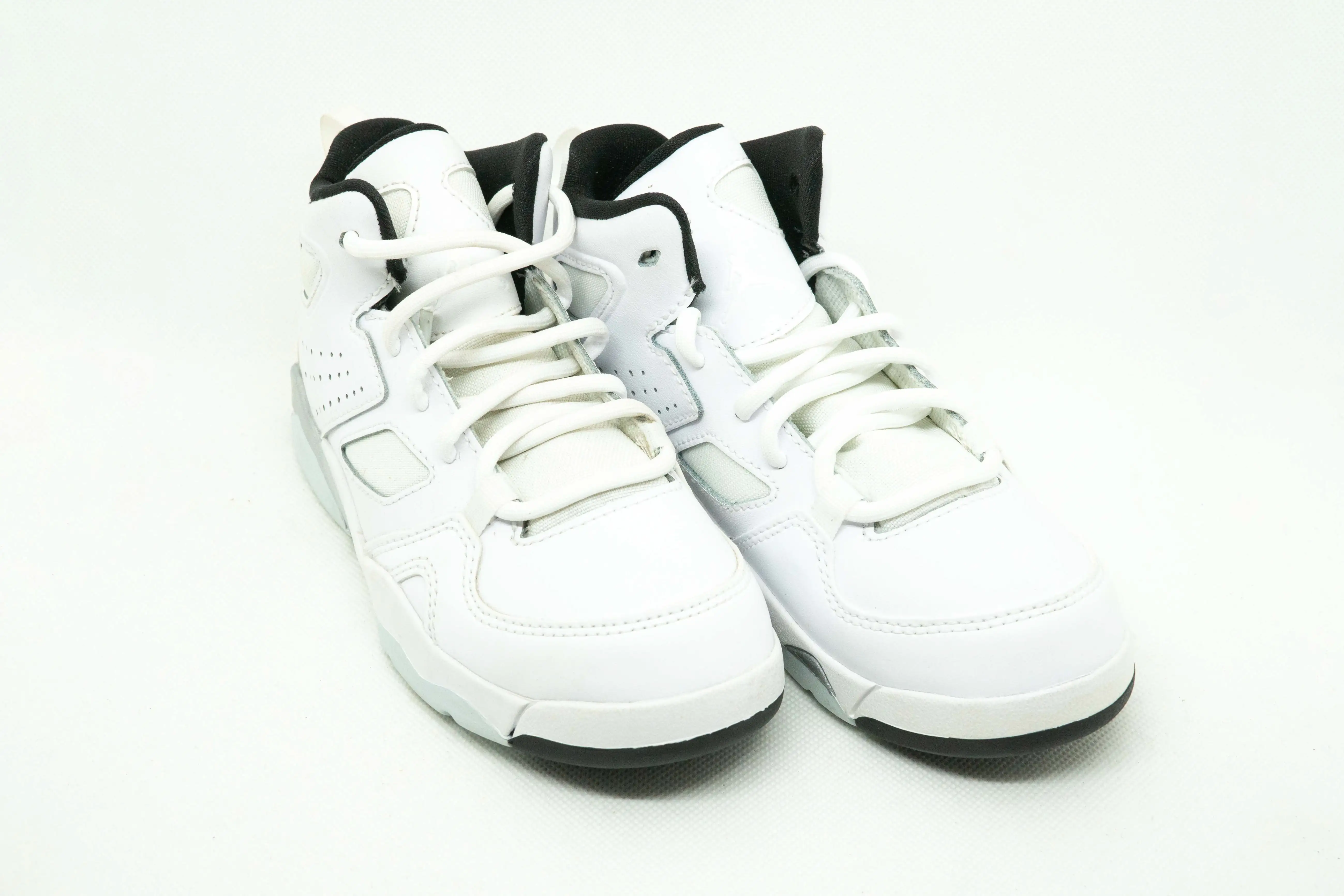 Jordan FLIGHT CLUB 91 BLANCO PLATA METALIZADO - Imagen 2