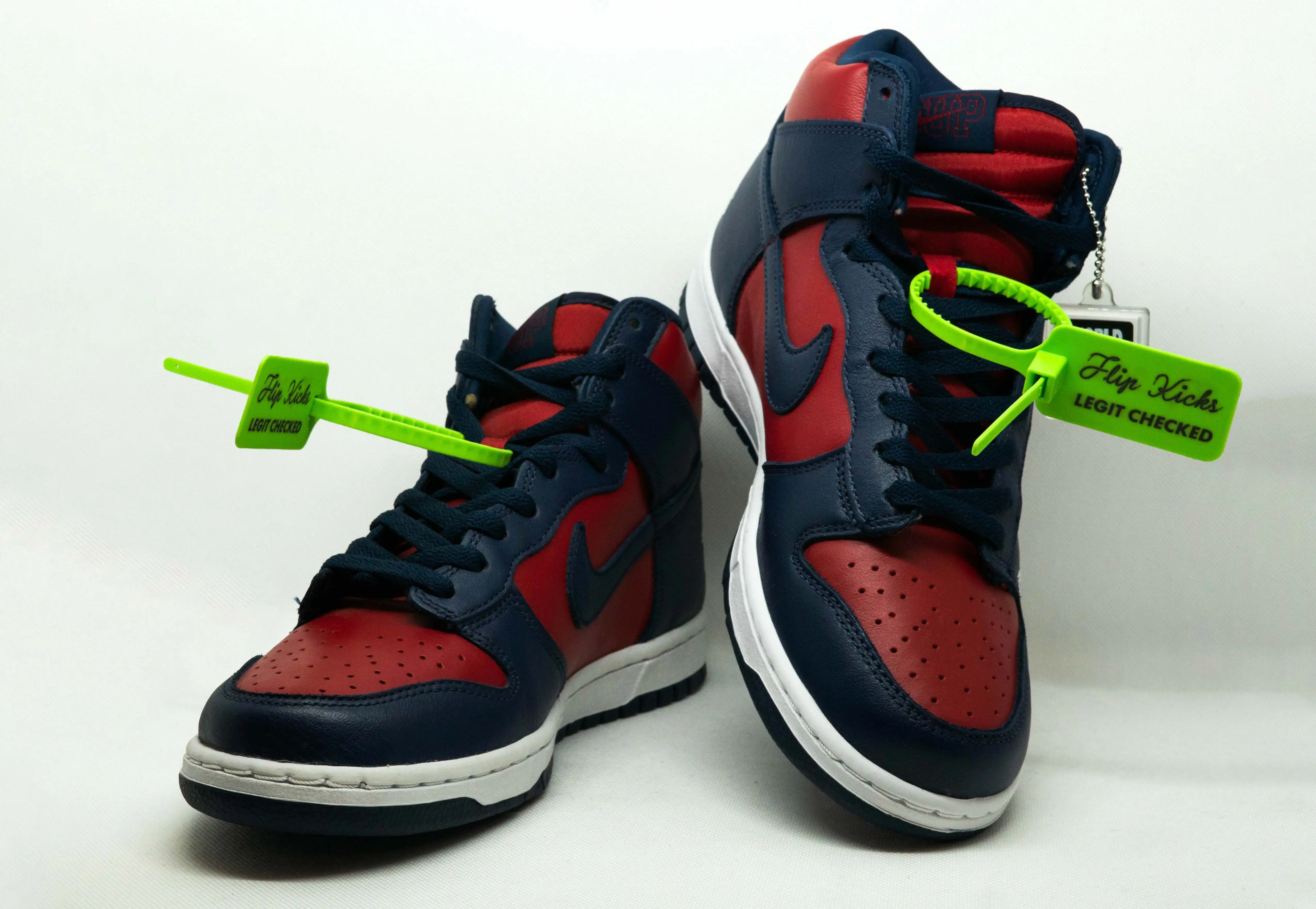 SB Dunk High SUPREMO POR CUALQUIER MEDIO MARINO - Imagen 3