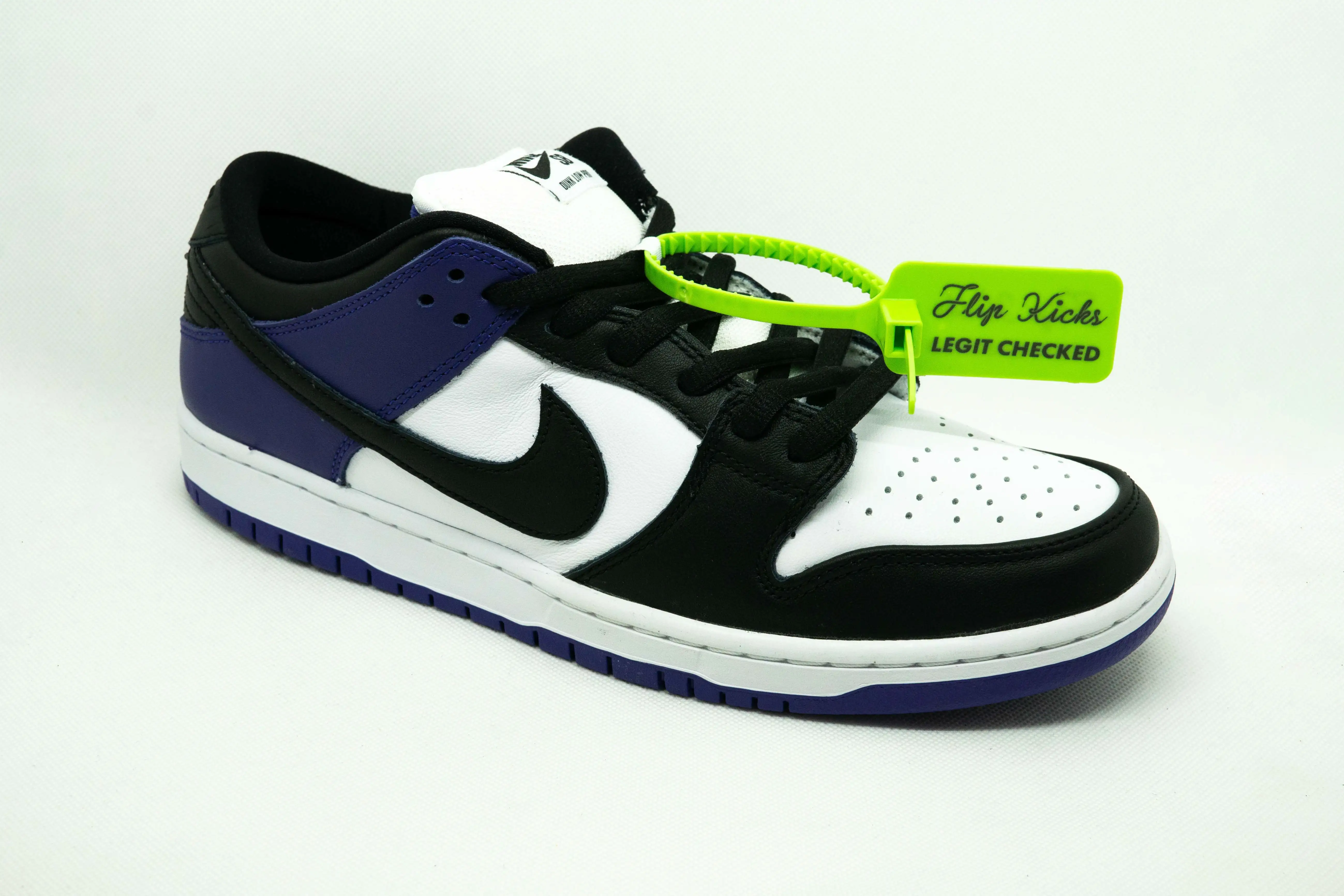SB Dunk Low PÚRPURA CORTE
