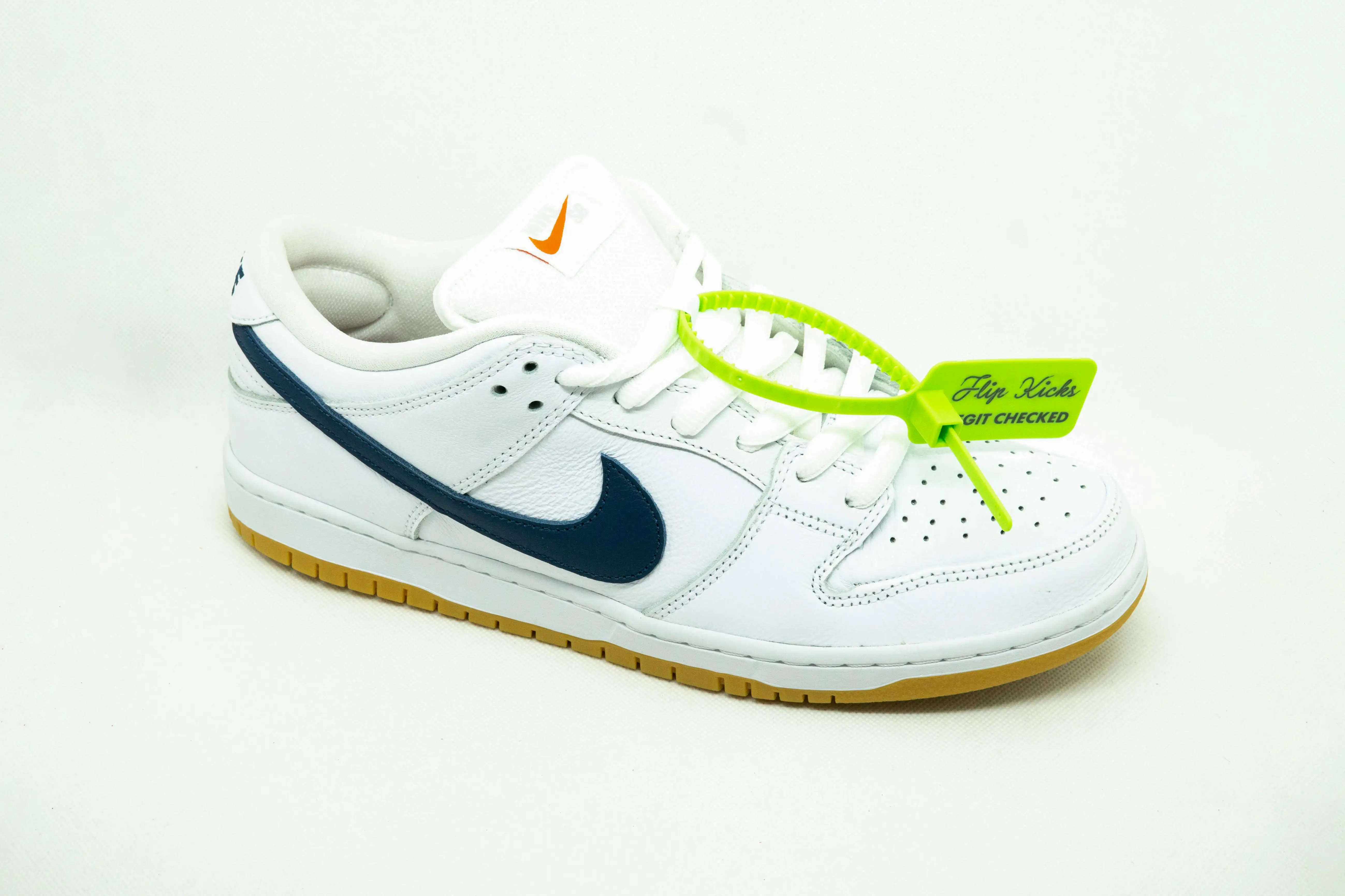 SB Dunk Low ORANGE LABEL BLANCO MARINO