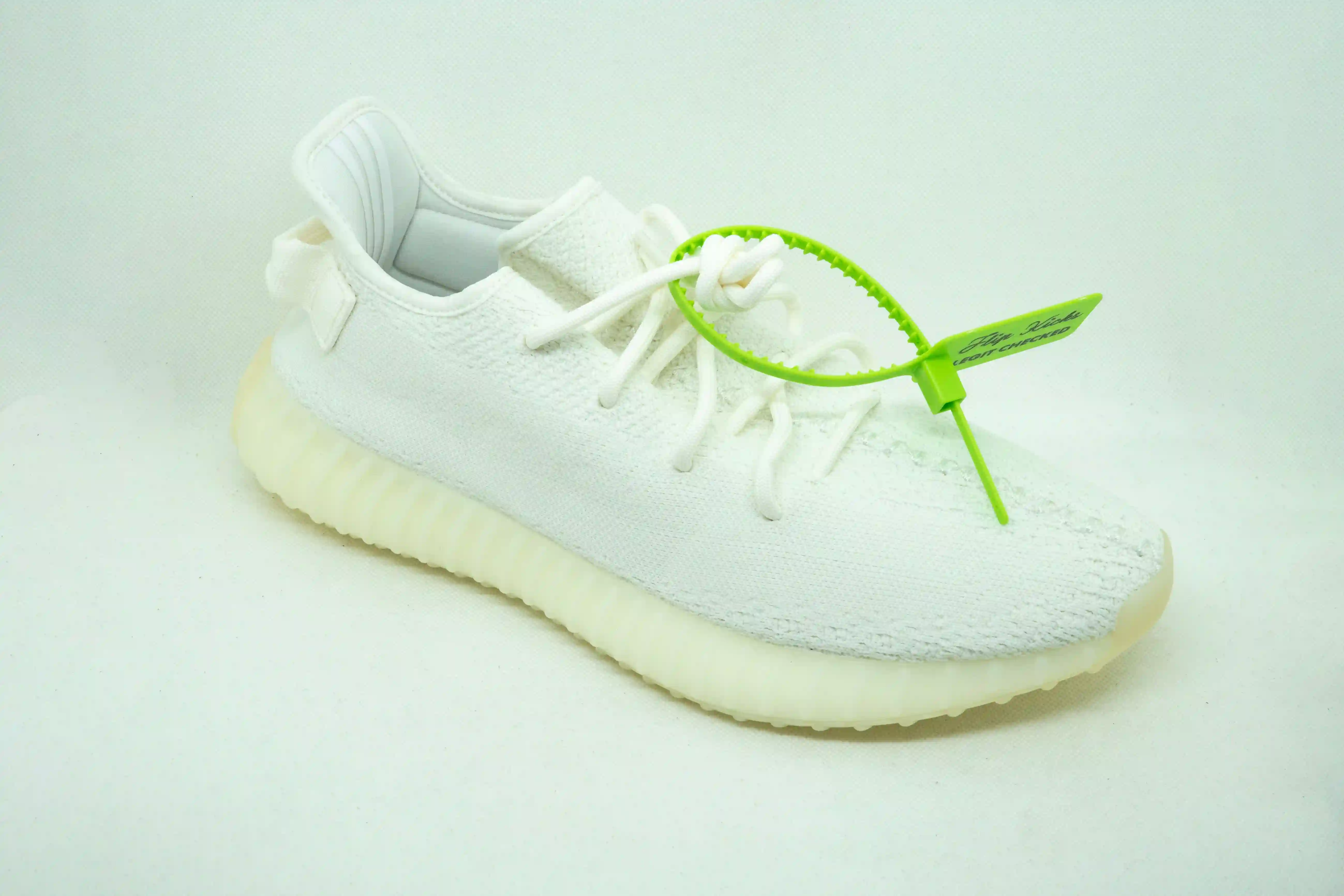 Yeezy Boost 350 V2 CREMA