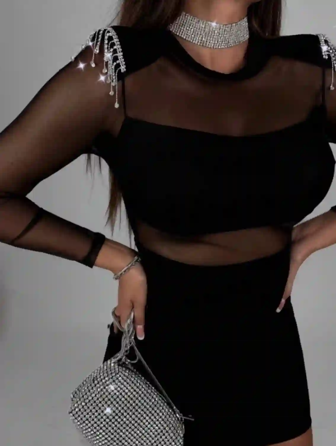 Vestido brillo hombros