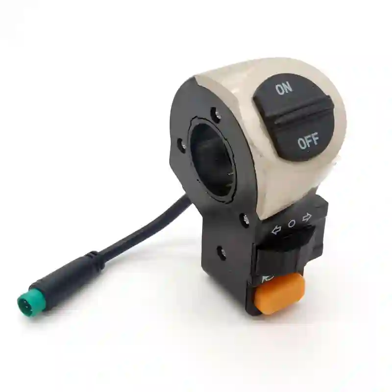 Botonera manillar de intermitencia, luces y claxon – Modelo 3