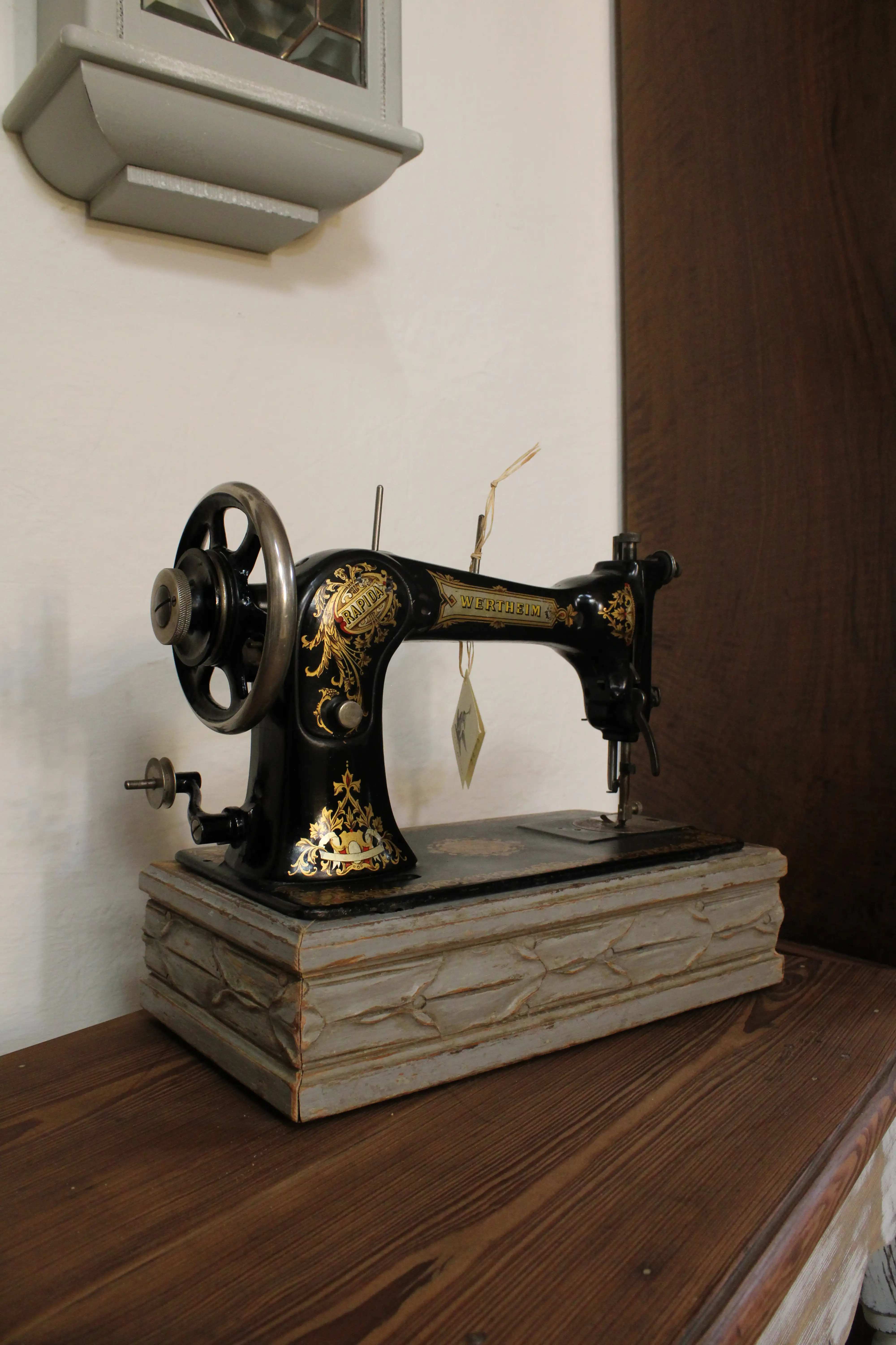 Máquina de coser - Imagen 3