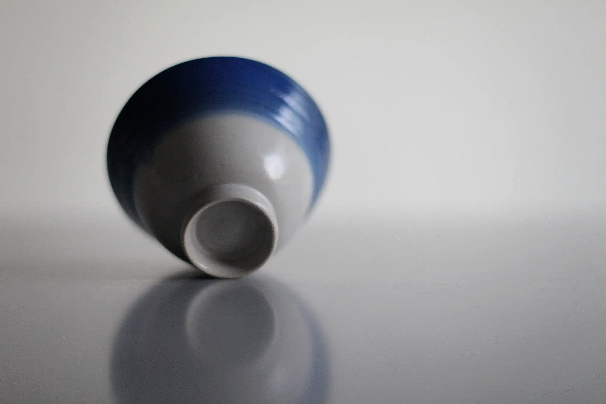 Tazón de té azul y blanco. - Imagen 6