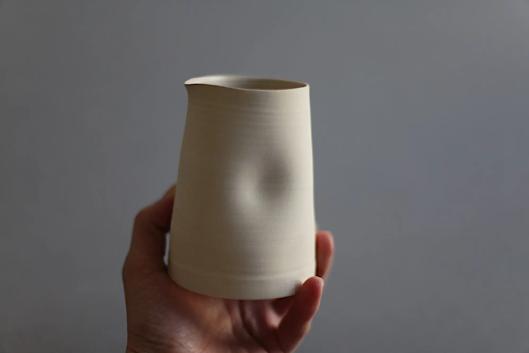 Vertedor de cerámica, taza justa - gres, 200 ml - 6,76 oz - Imagen 5