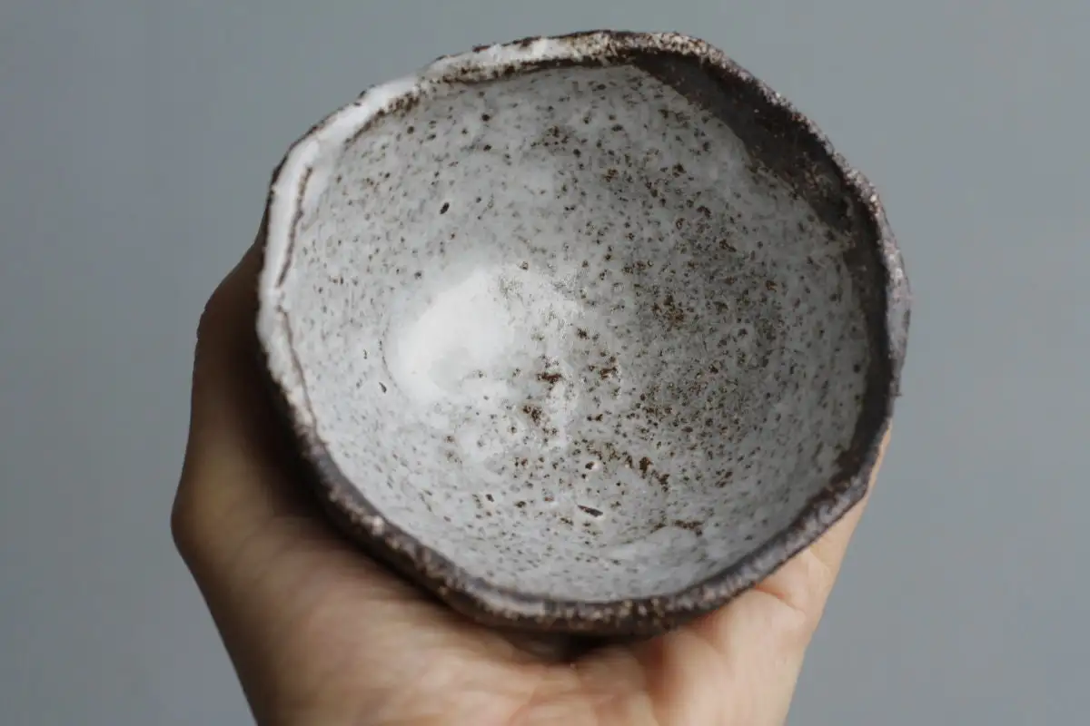 Tazón de té facetado marrón oscuro - Imagen 3