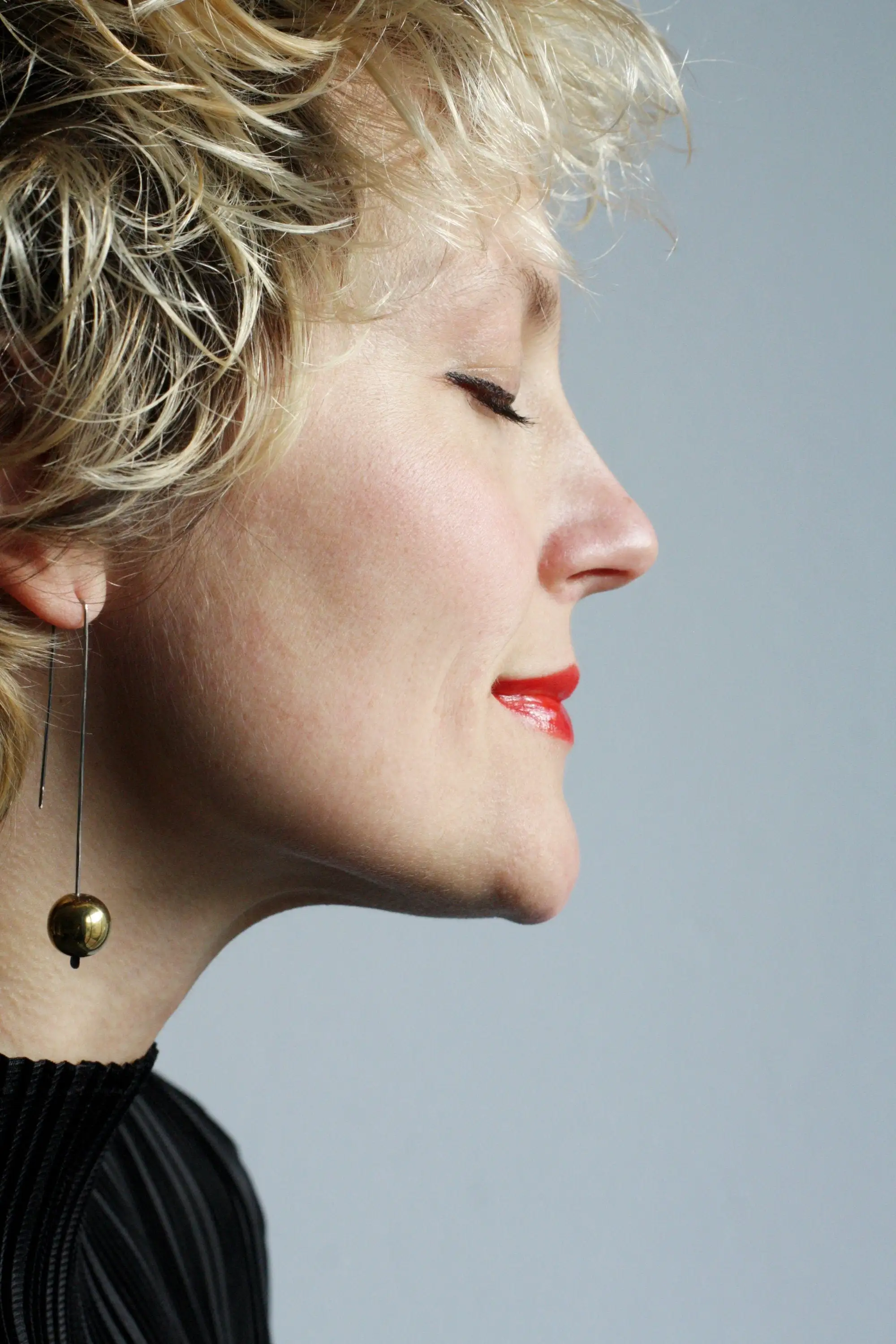 Gold hematite - long dangle earrings - oxidized sterling silver - Image 3