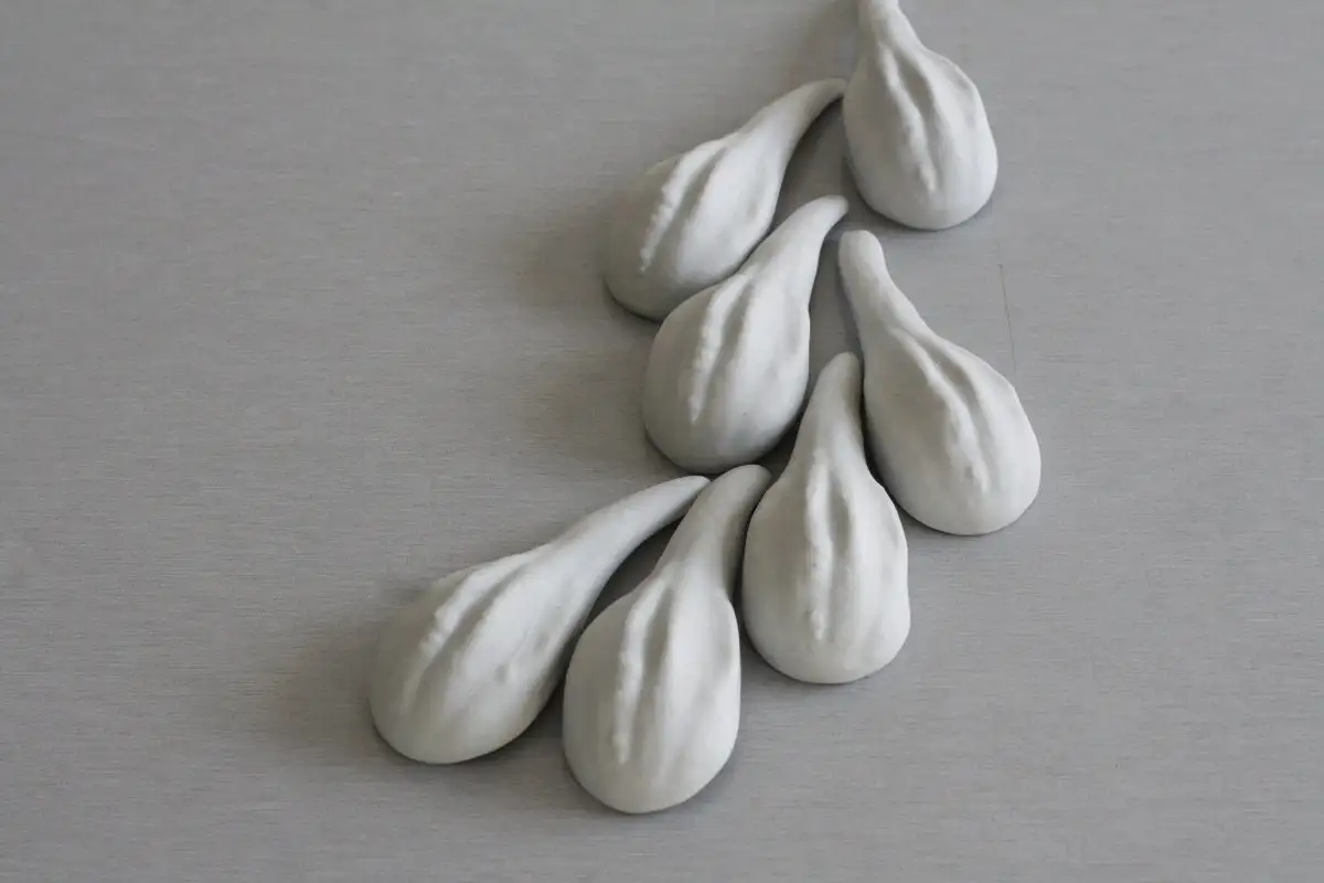 Cuchara de porcelana en forma de calabaza gris claro, cuchara de aperitivo, cuchara de cerámica