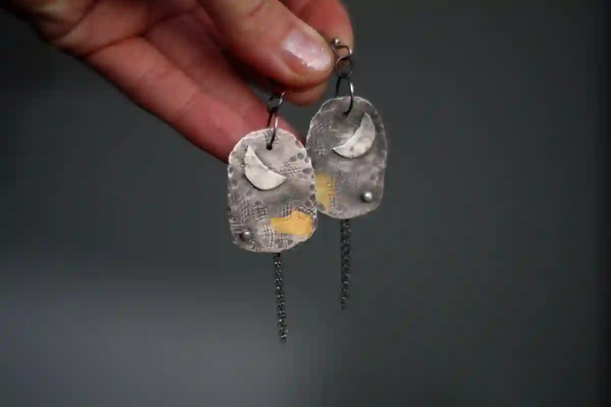 Pendientes lunares - plata de primera ley, oro de 24 kt, perla de agua dulce - HECHOS A PEDIDO
