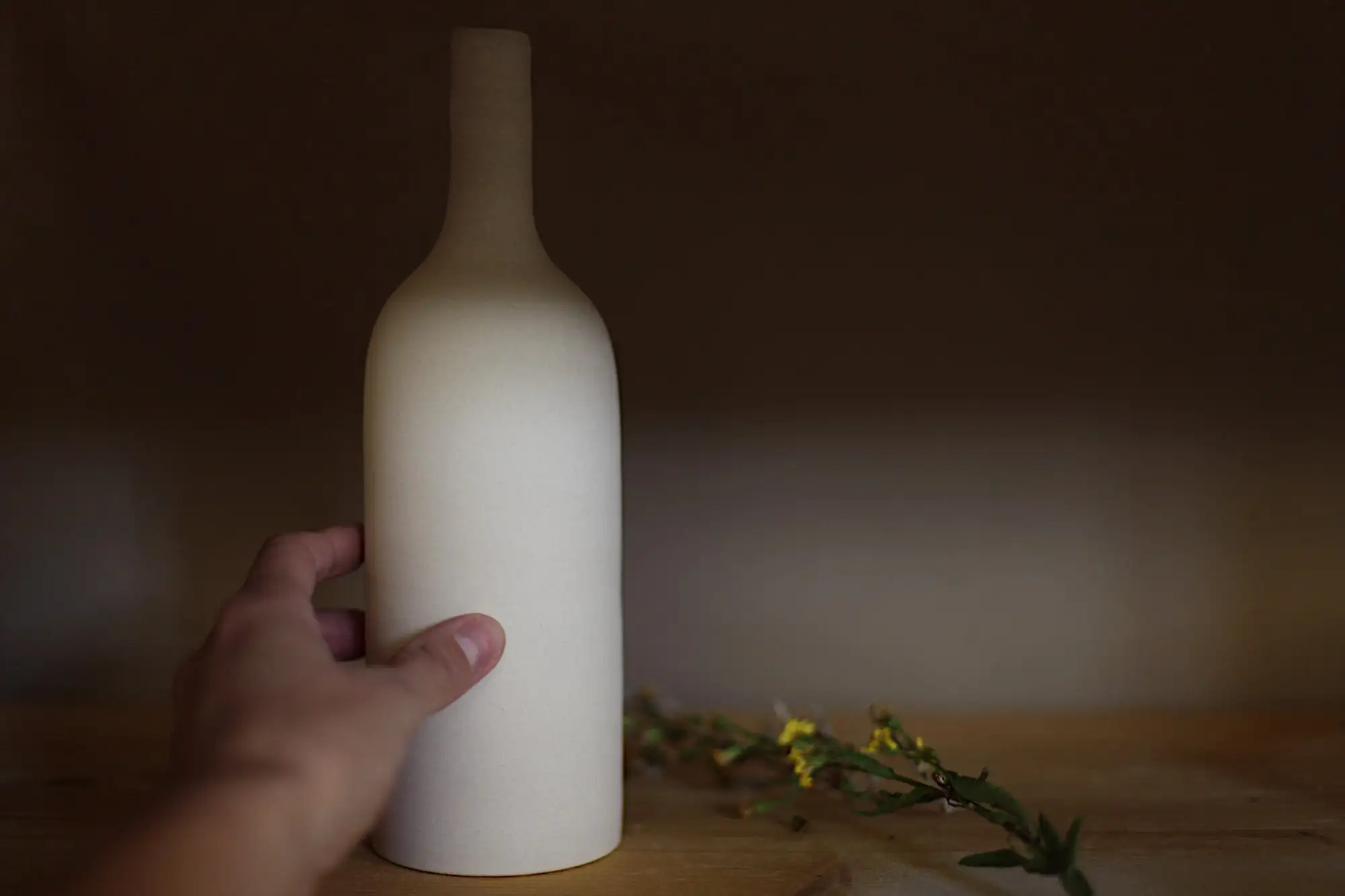 Botella grande blanquecina - Imagen 3