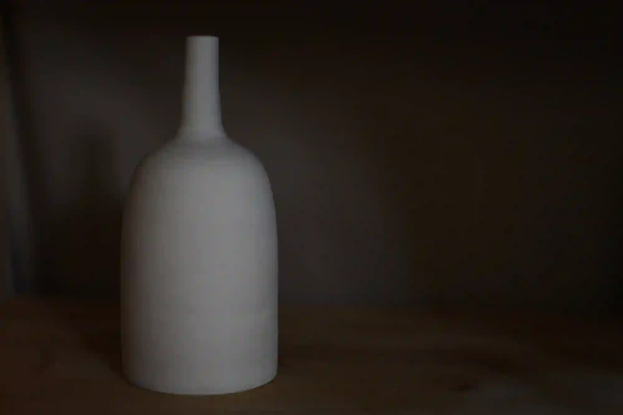 botella blanquecina