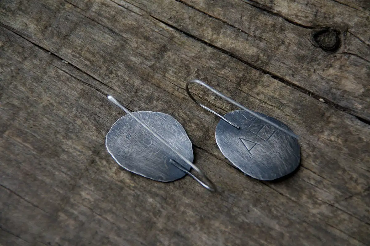 Patches of light - oxidized sterling silver and 24kt gold earrings - made to order - Image 3