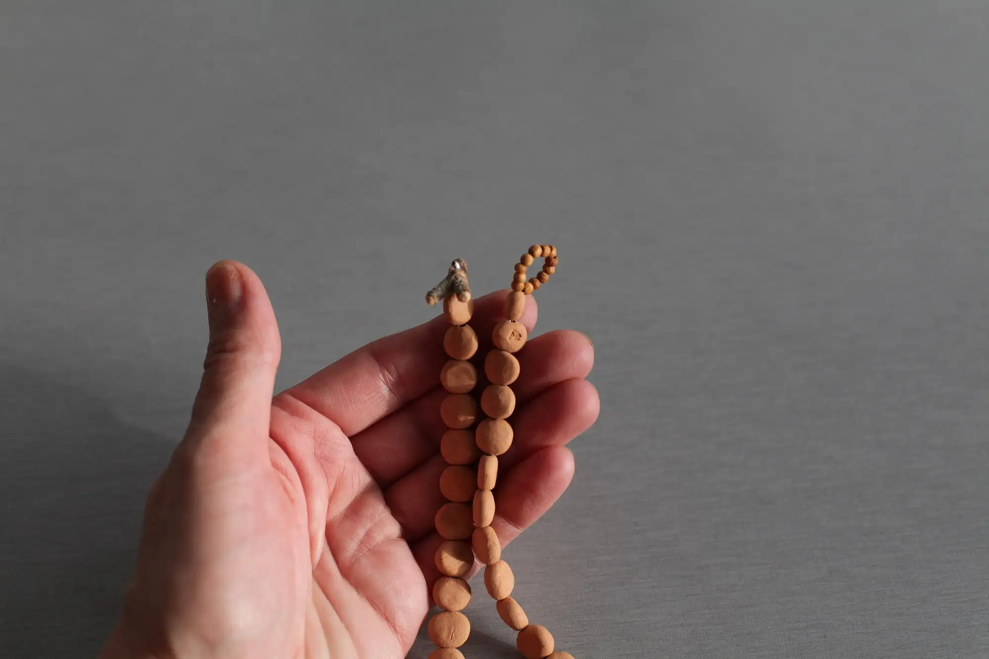 Pebble - ooak short beaded ceramic necklace - ready to ship - Image 3