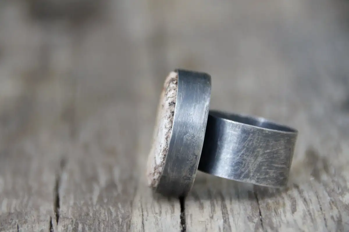 Raised from ashes  - ceramic and sterling silver ring - made to order OOAK - Image 3