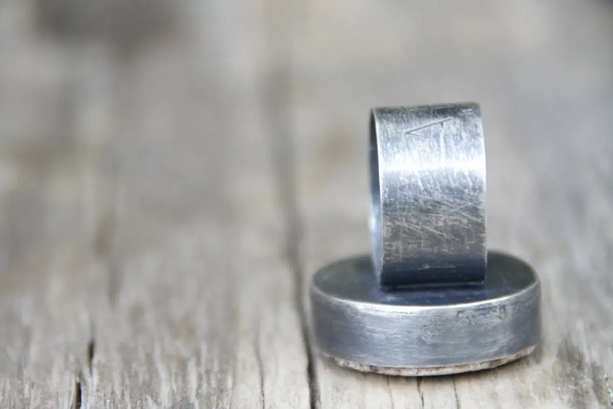 Raised from ashes  - ceramic and sterling silver ring - made to order OOAK - Image 4