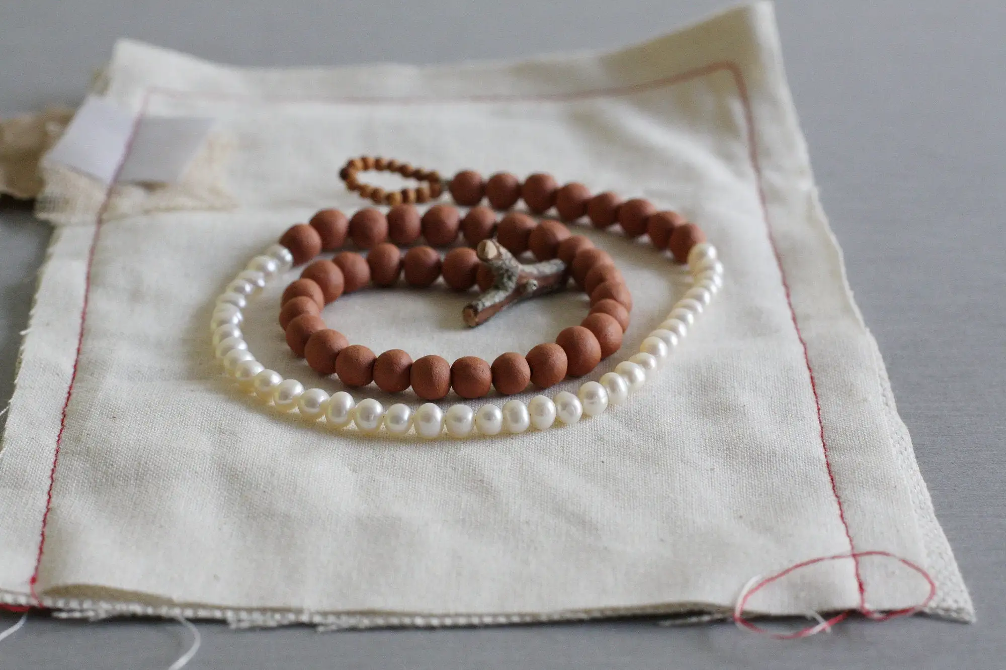 Rayo de luz - collar de cerámica de perlas - hecho por encargo - Imagen 3