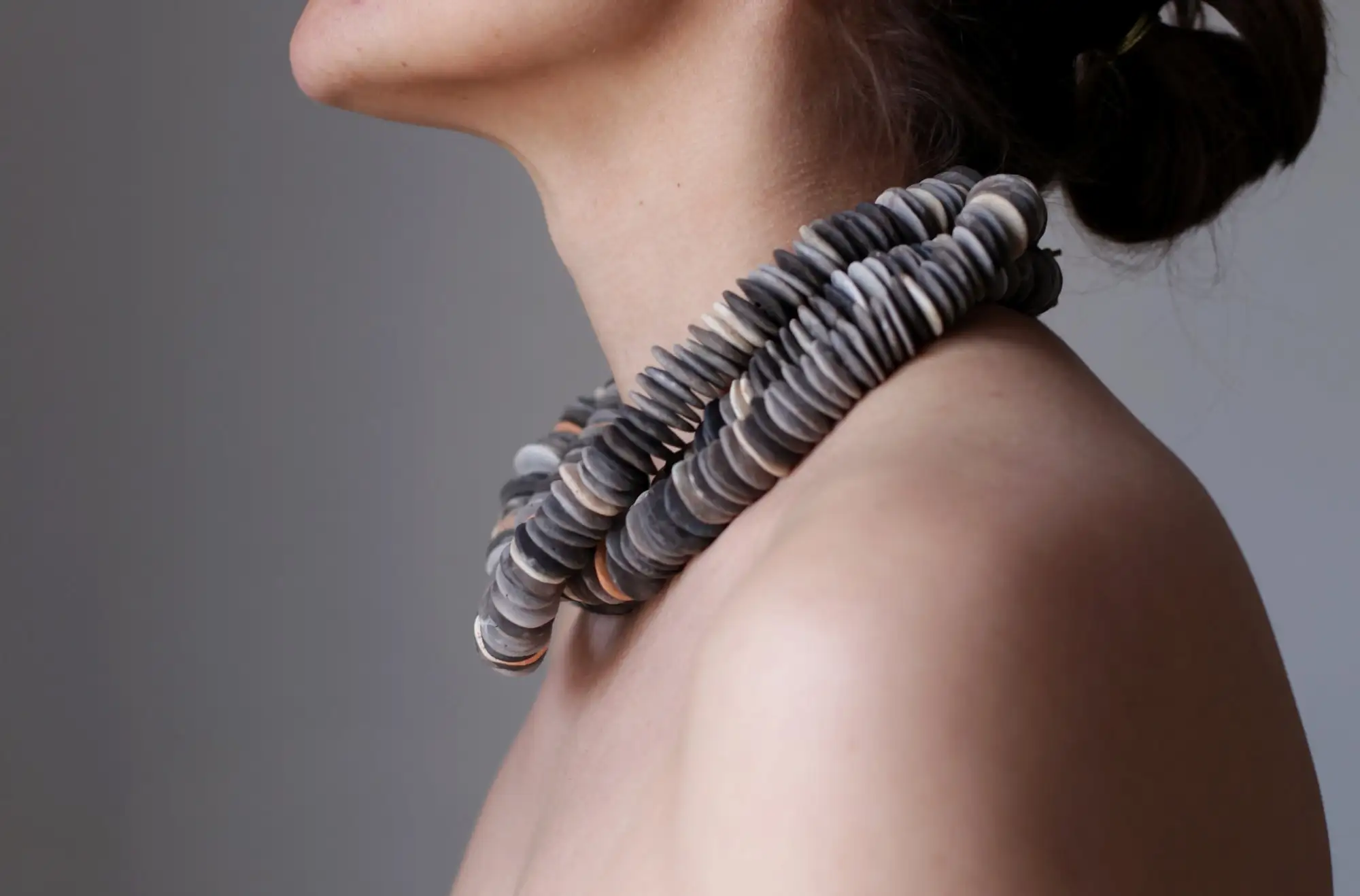 Rebanadas de vida - Levantado de las cenizas - collar de cerámica ooak cocido en pozo - Listo para enviar - Imagen 15