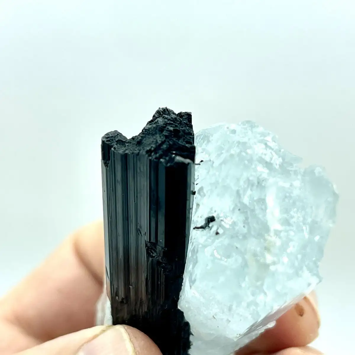 AGUAMARINA CON TURMALINA NEGRA - Imagen 3