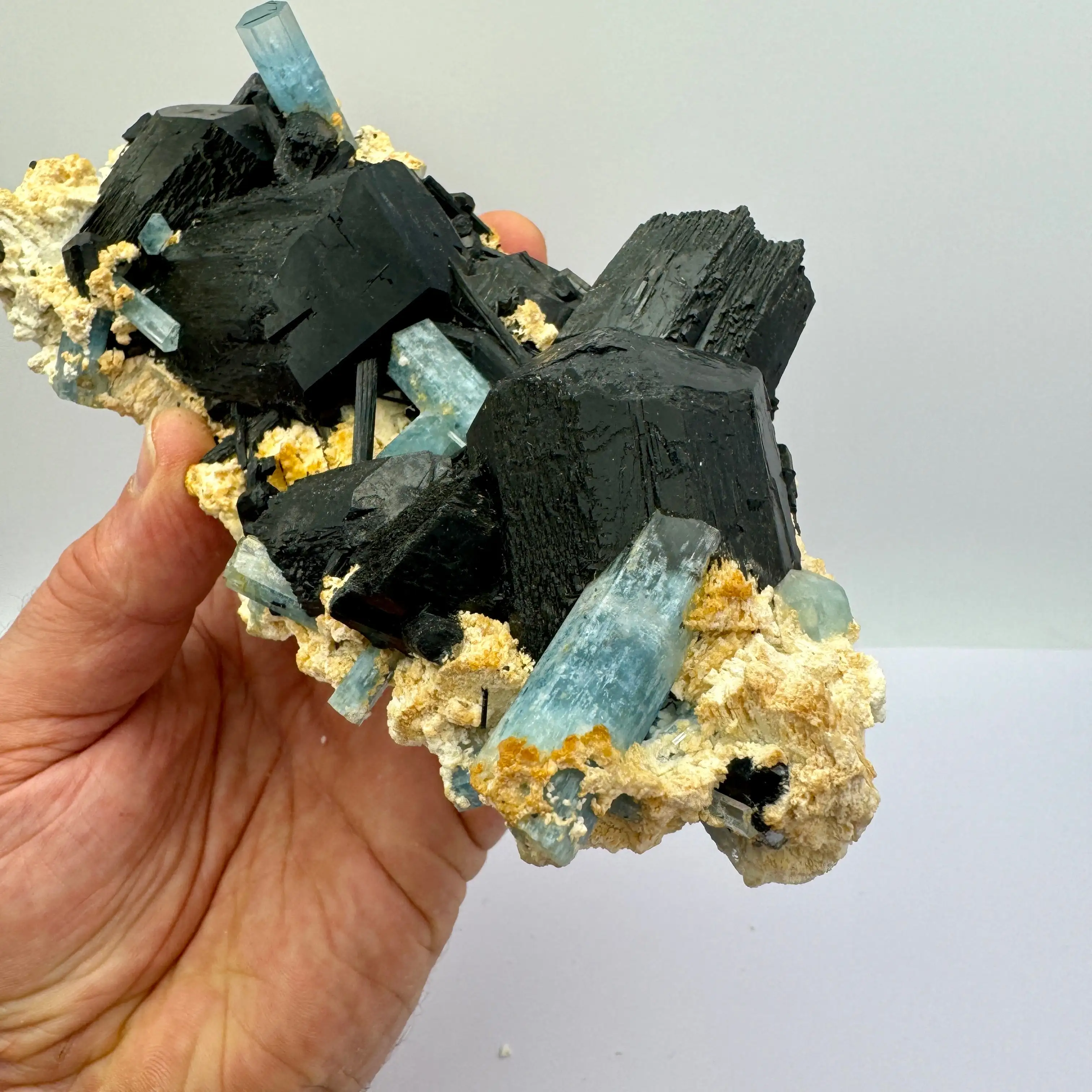 AGUAMARINA CON TURMALINA NEGRA - Imagen 3