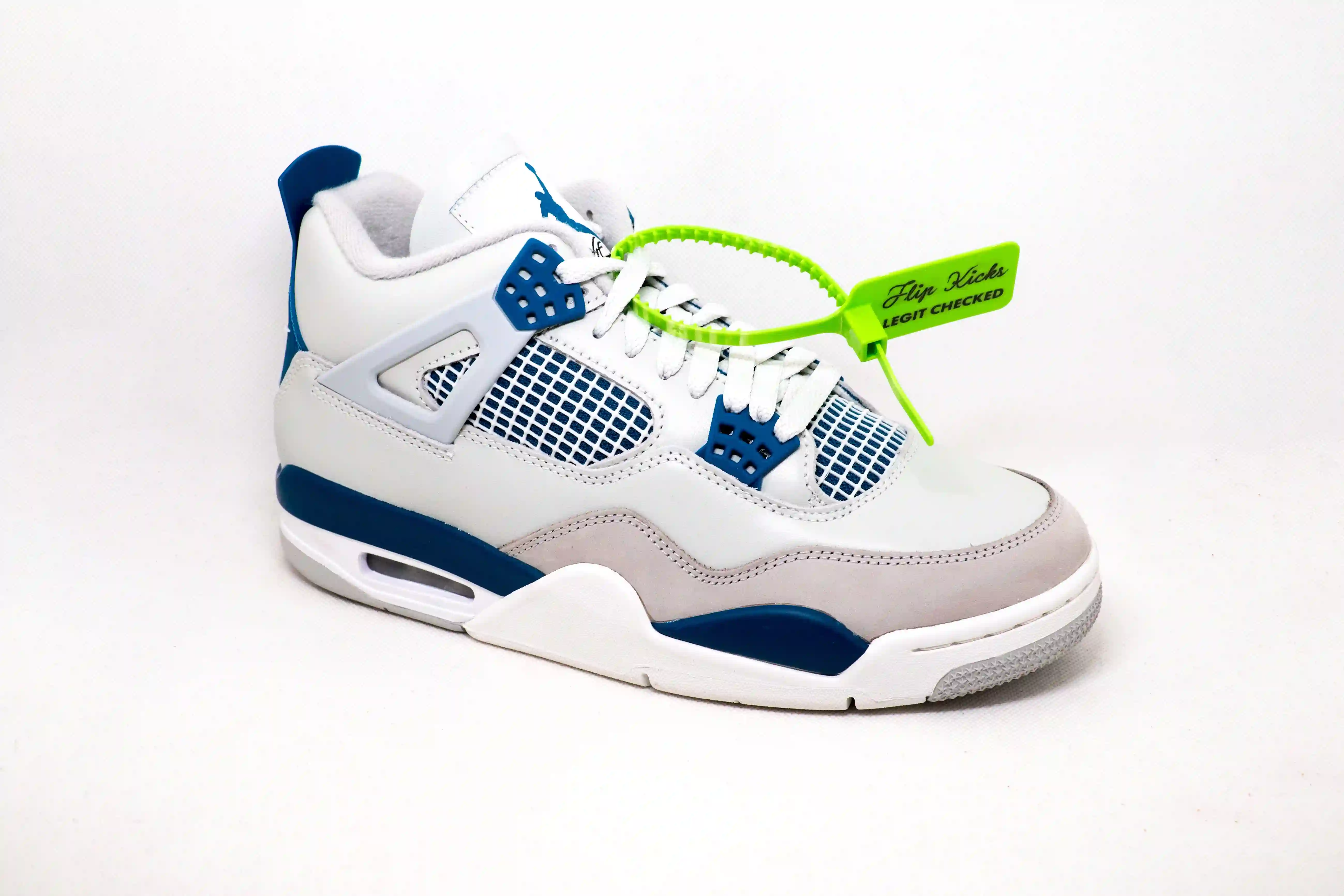 Jordan 4 AZUL MILITAR