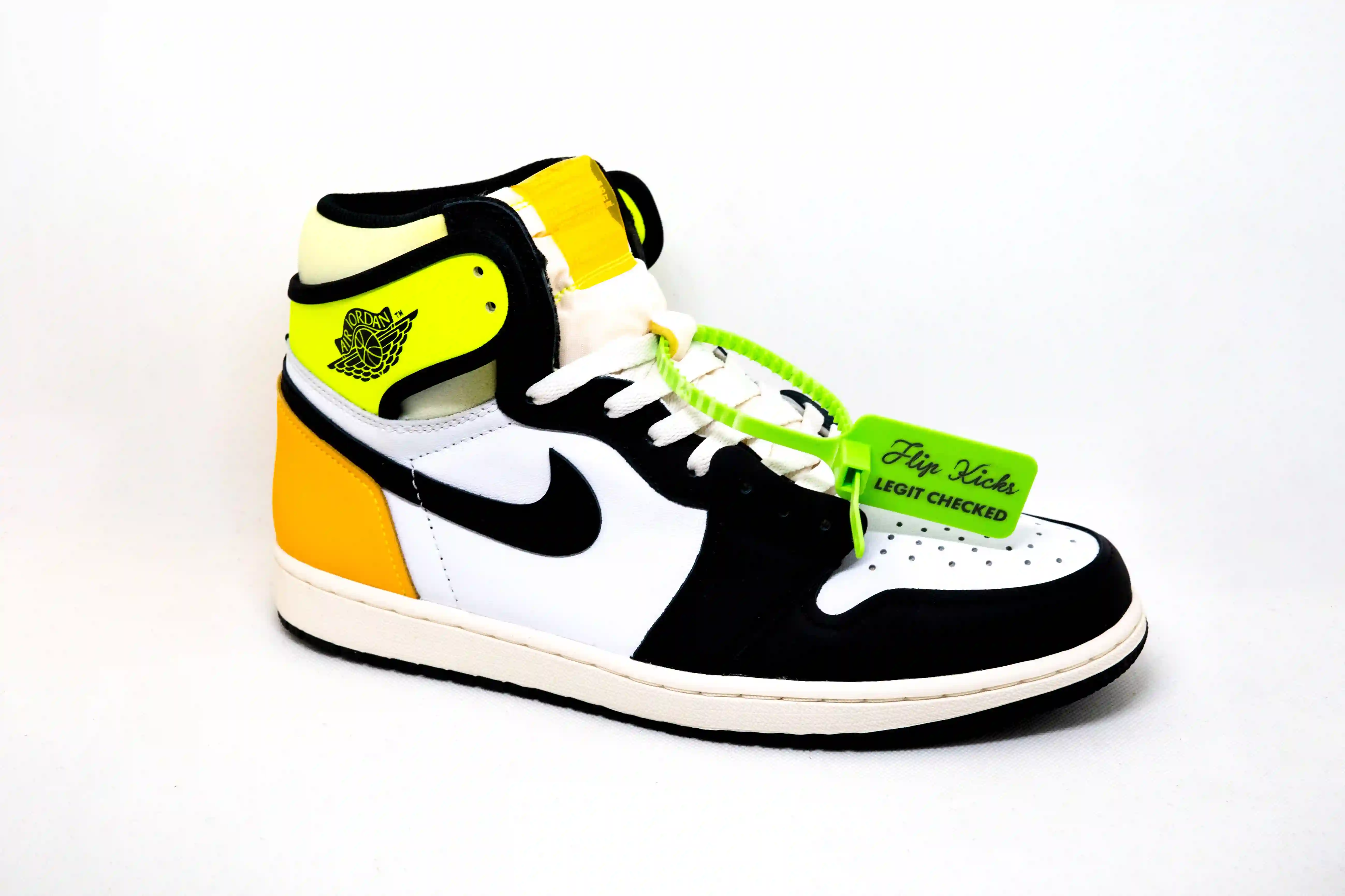 Jordan 1 alto VOLTIO UNIVERSITARIO ORO