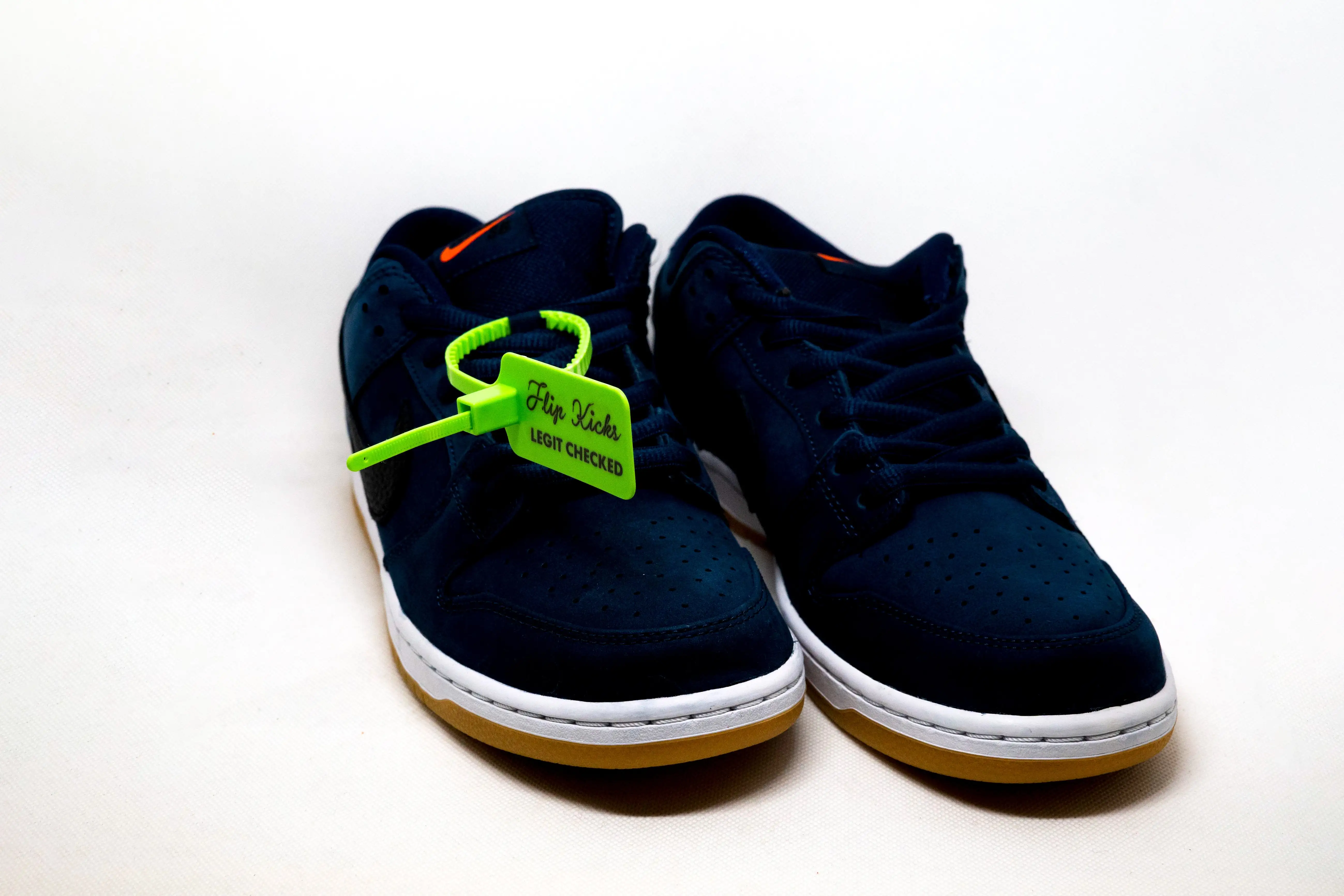 SB Dunk Low GOMA NEGRO MARINO - Imagen 2