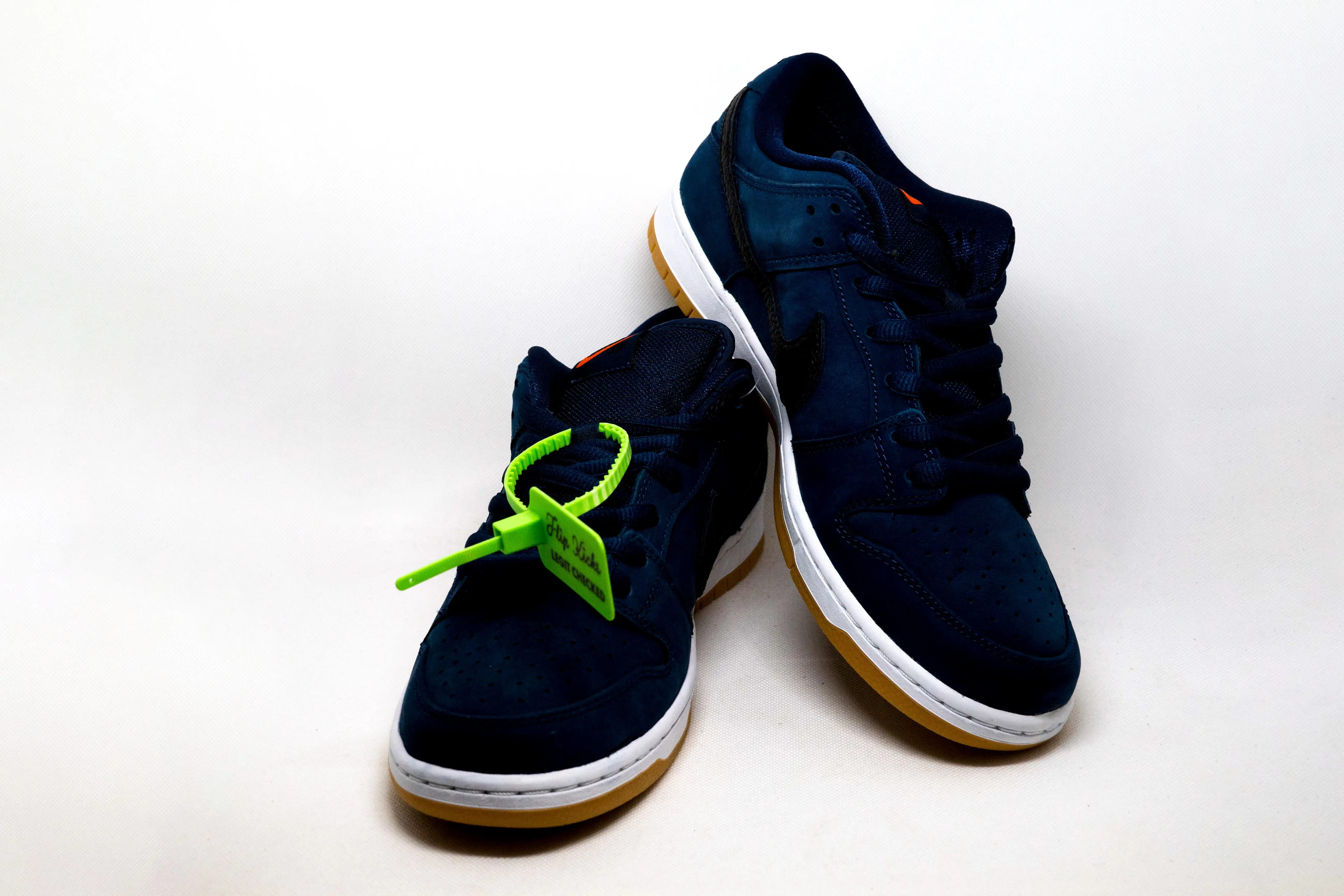 SB Dunk Low GOMA NEGRO MARINO - Imagen 3