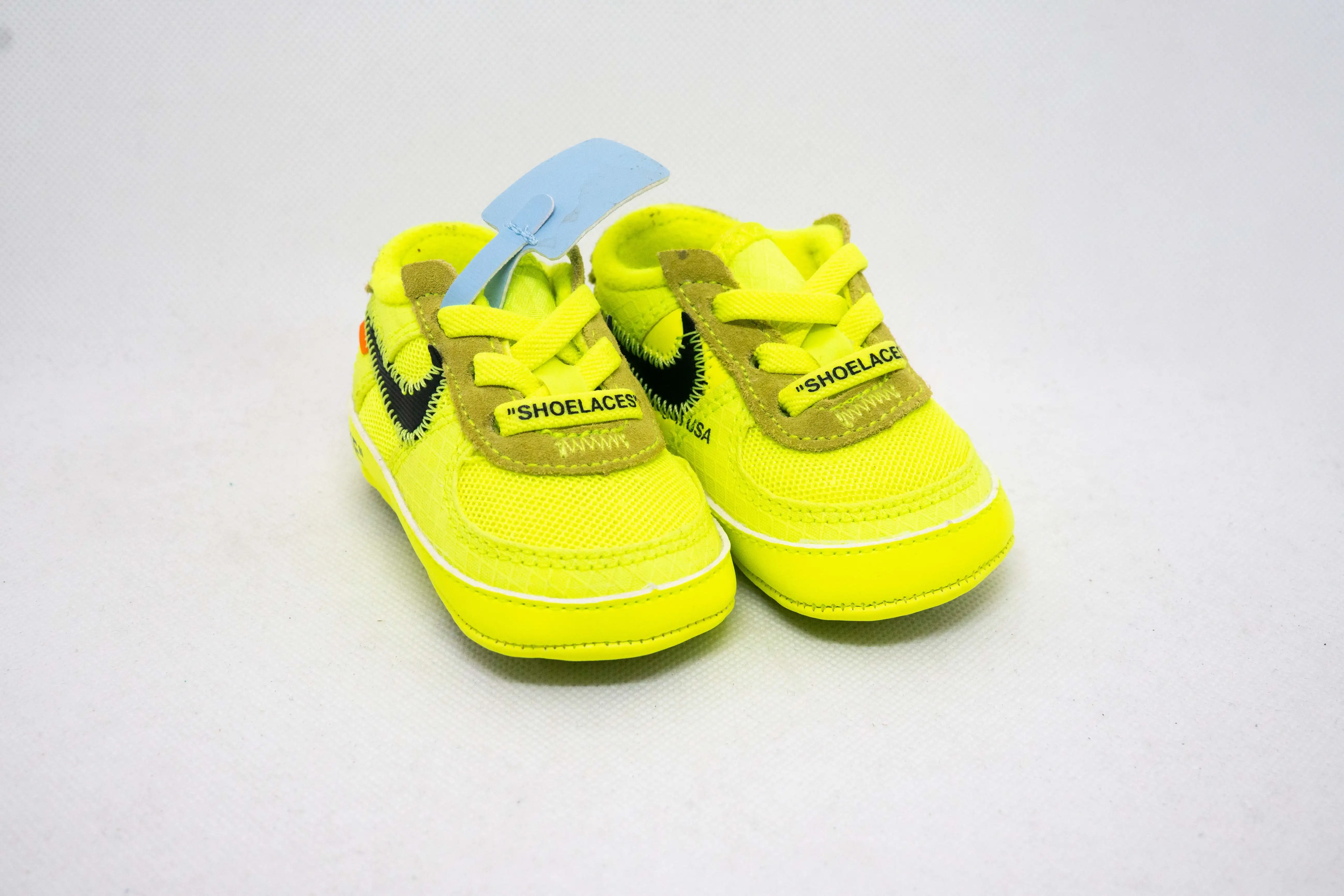 Air Force 1 Low x OFF-WHITE VOLT (NIÑOS) - Imagen 2