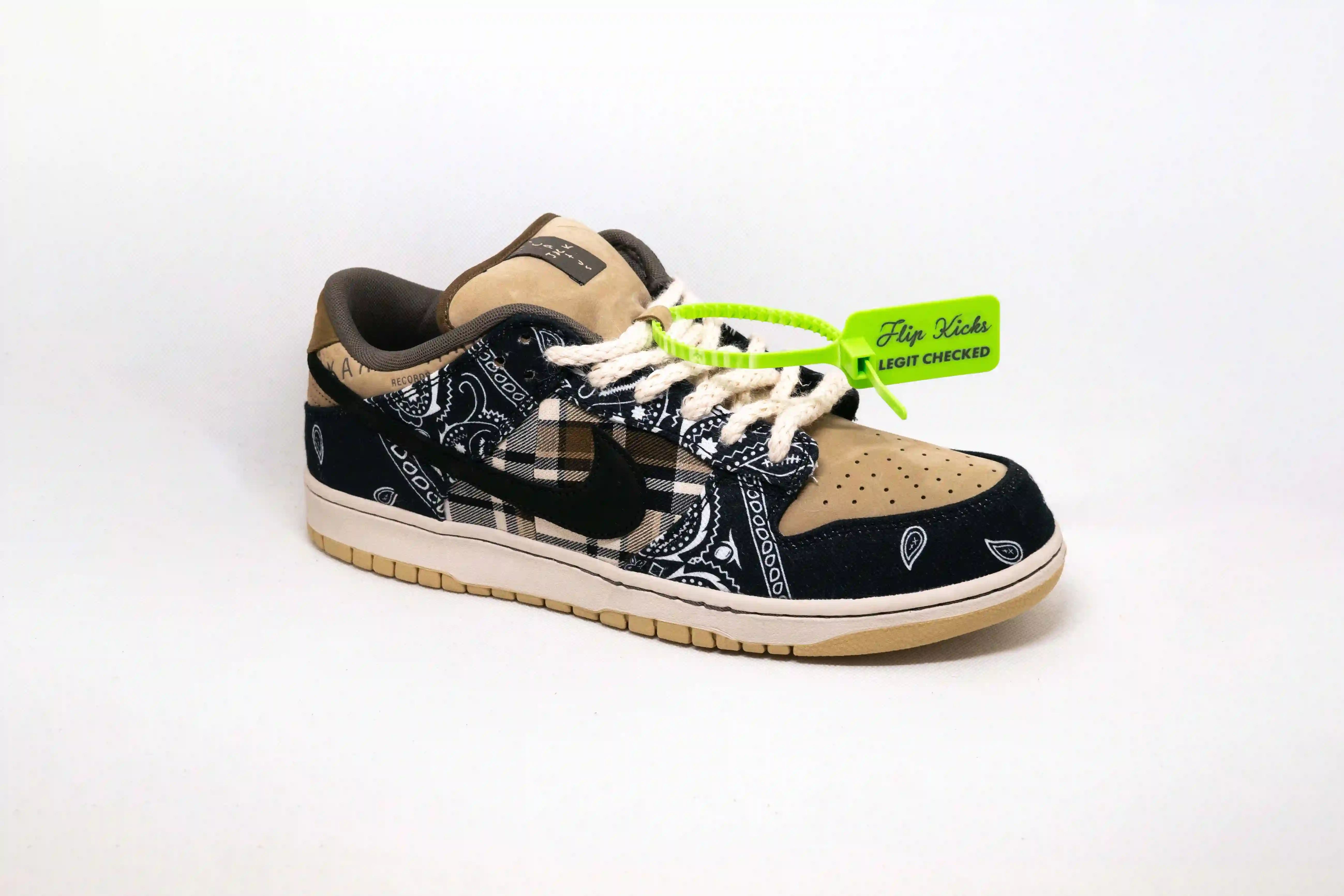 SB Dunk Low TRAVIS SCOTT