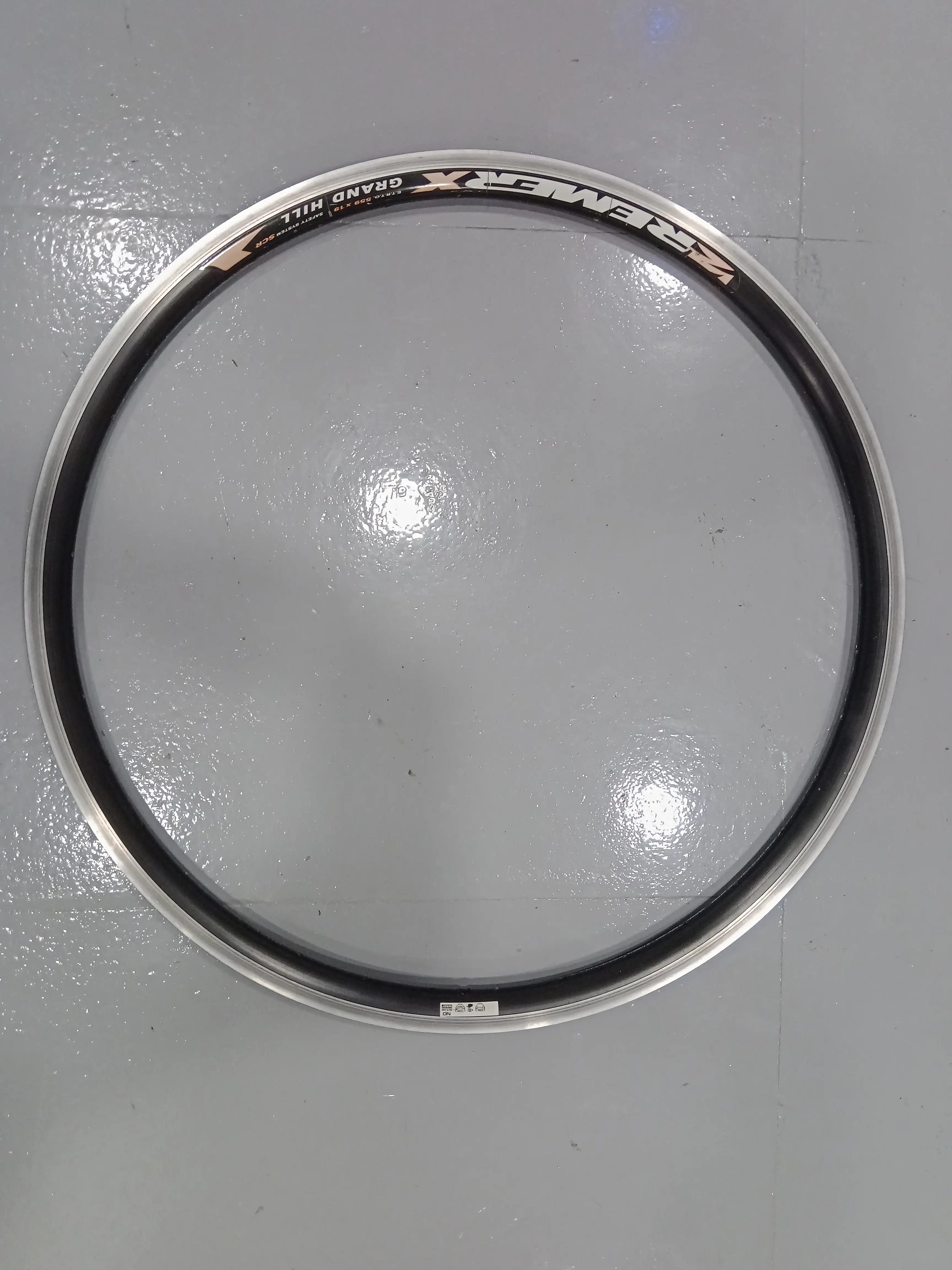 Used Remerx Grand Hill 26" rim - Image 2