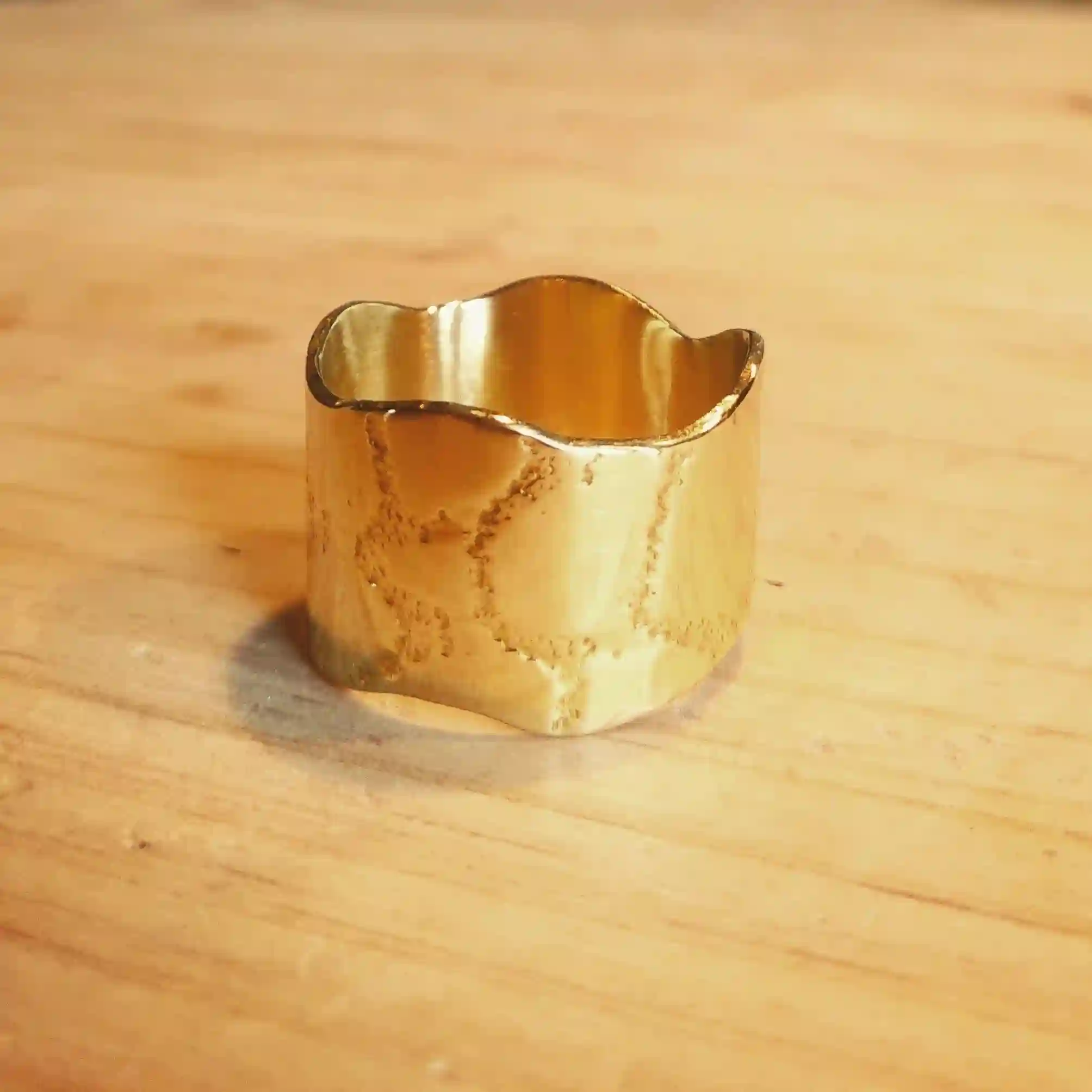 Anillo Onda Cocodrilo